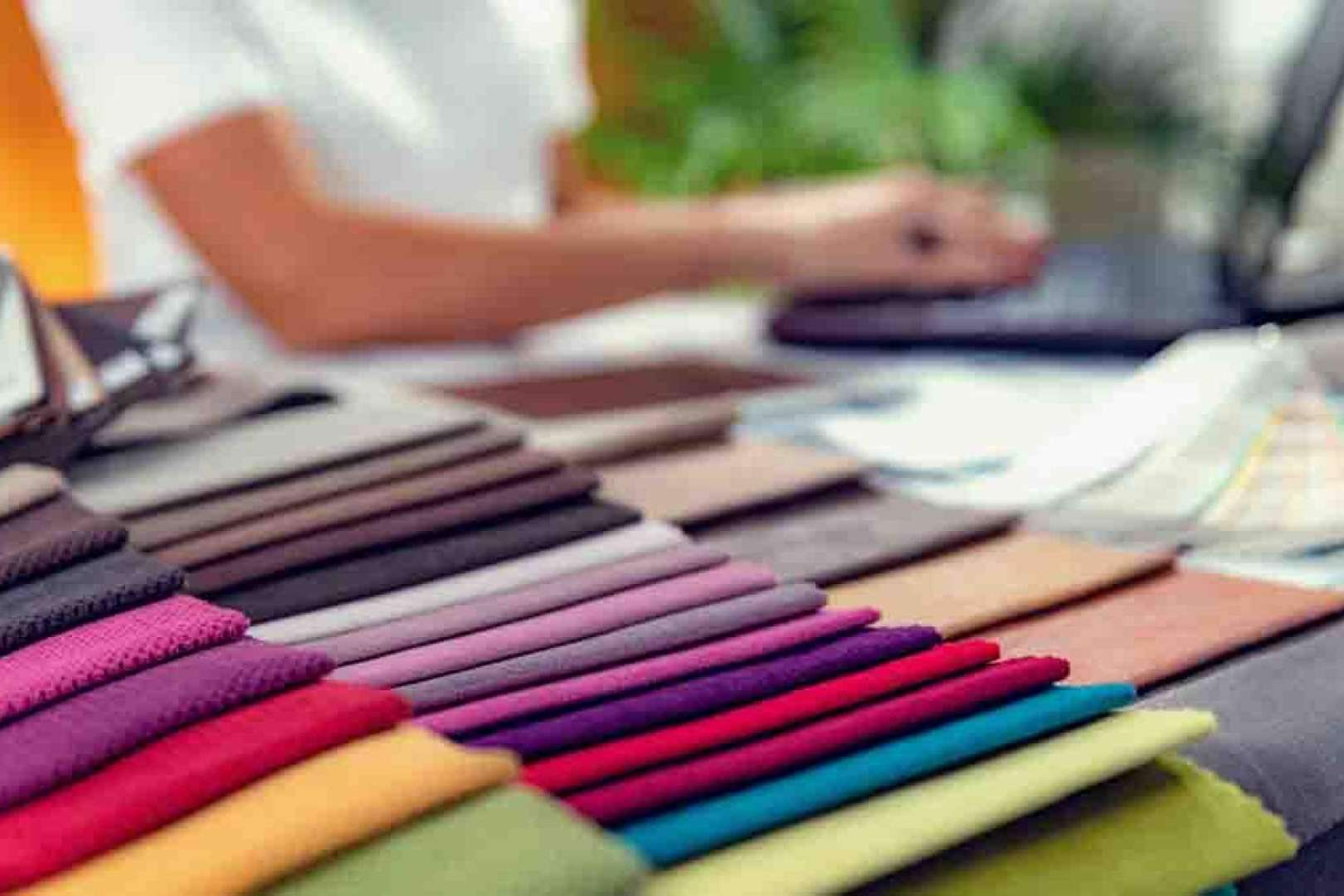 Los uniformes personalizados realzan la identidad de colegios, clubes y empresas