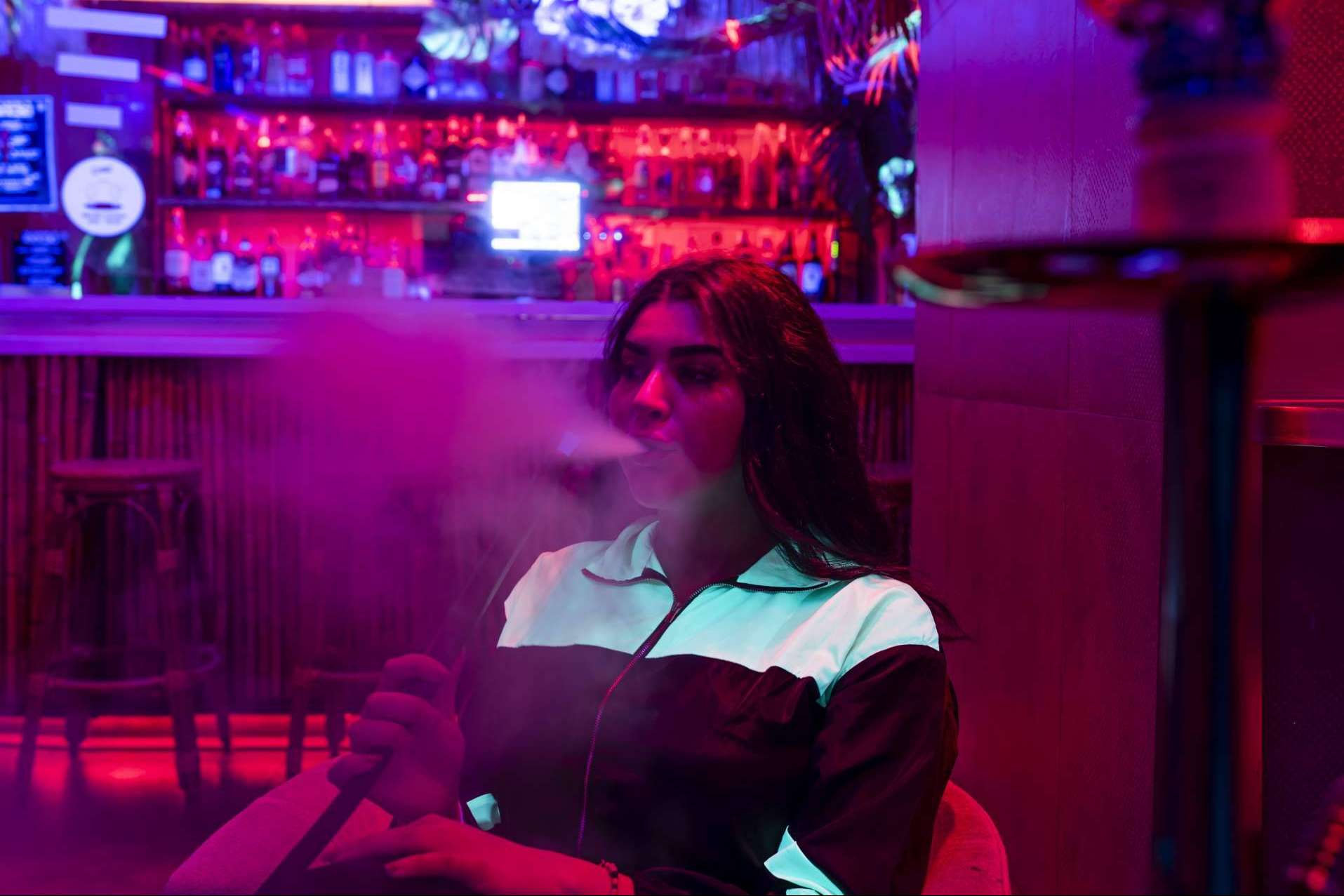 Fumar shisha se establece como una moda en Madrid que ha llegado para quedarse