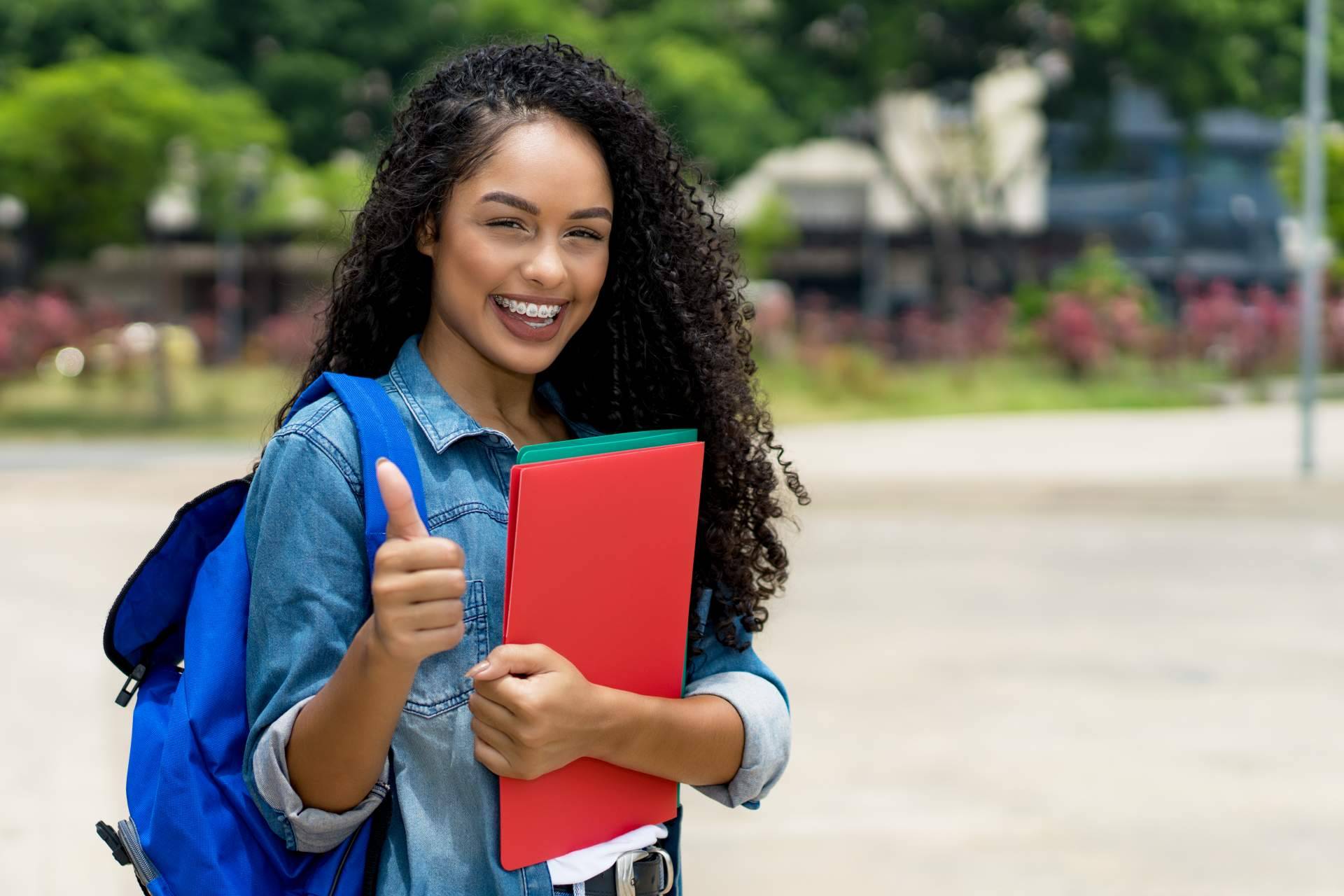 ¿Cómo realizar un TFG Psicología y TFM Psicología?, por la academia especializada en la tutorización de trabajos Ayuda Universitaria