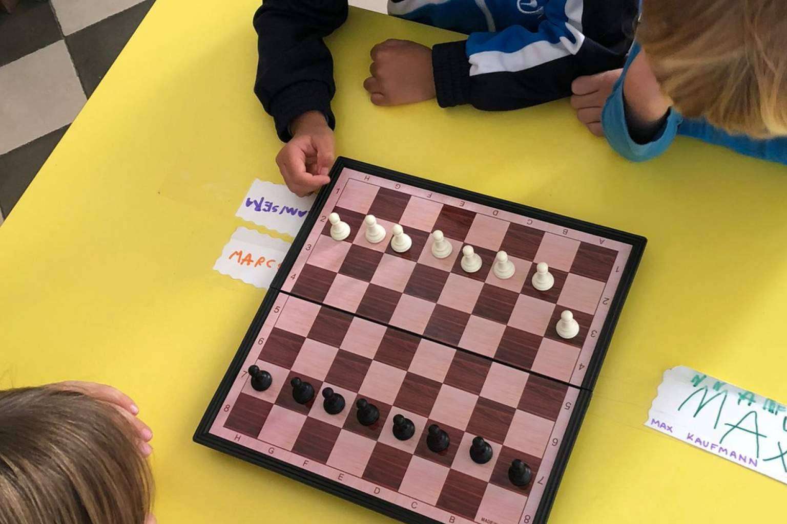 ¿Cuáles son las ventajas de practicar ajedrez en infantil?, por el CC Escolàpies Palma