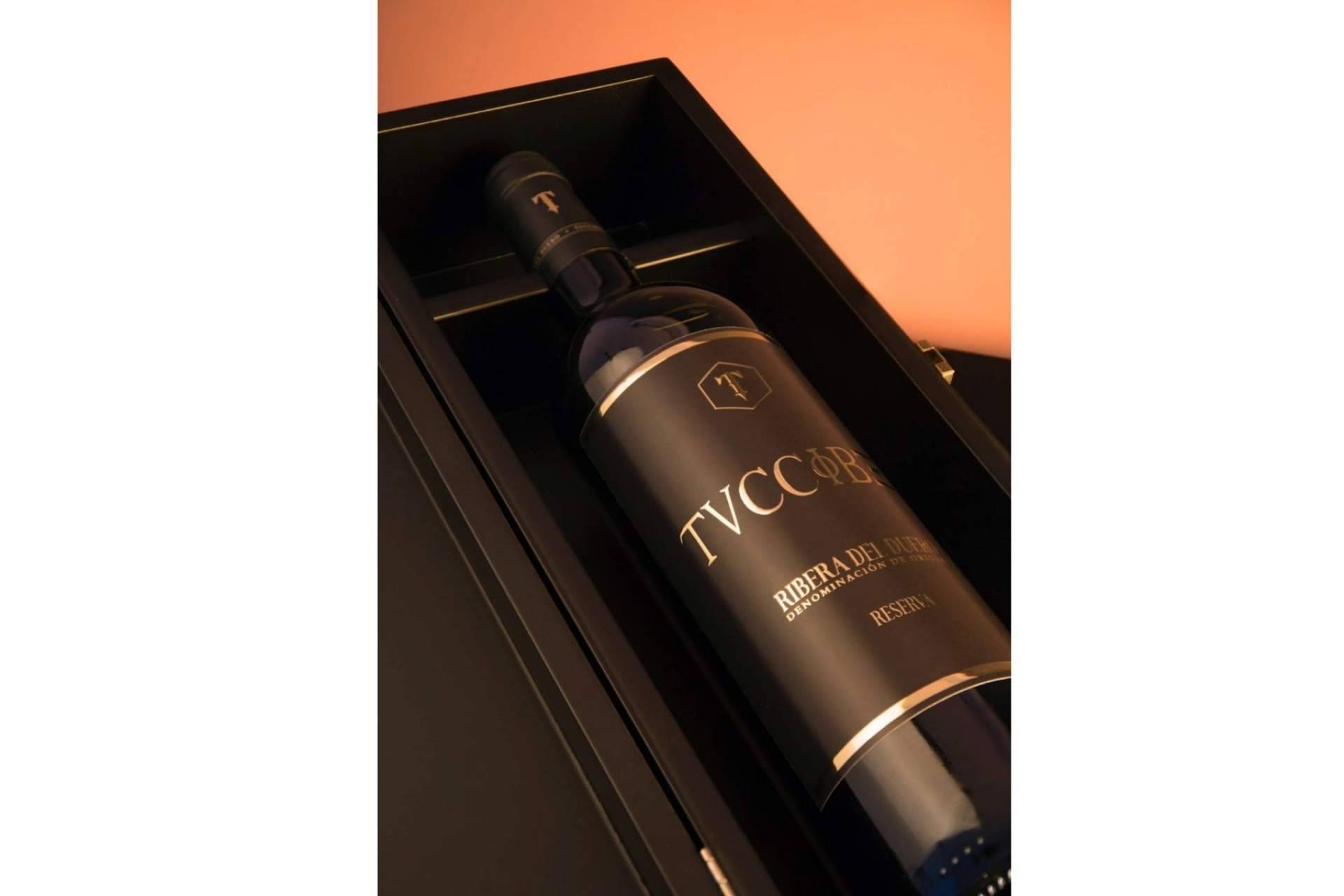 Arte y coleccionismo son las cualidades del vino Tuccibel