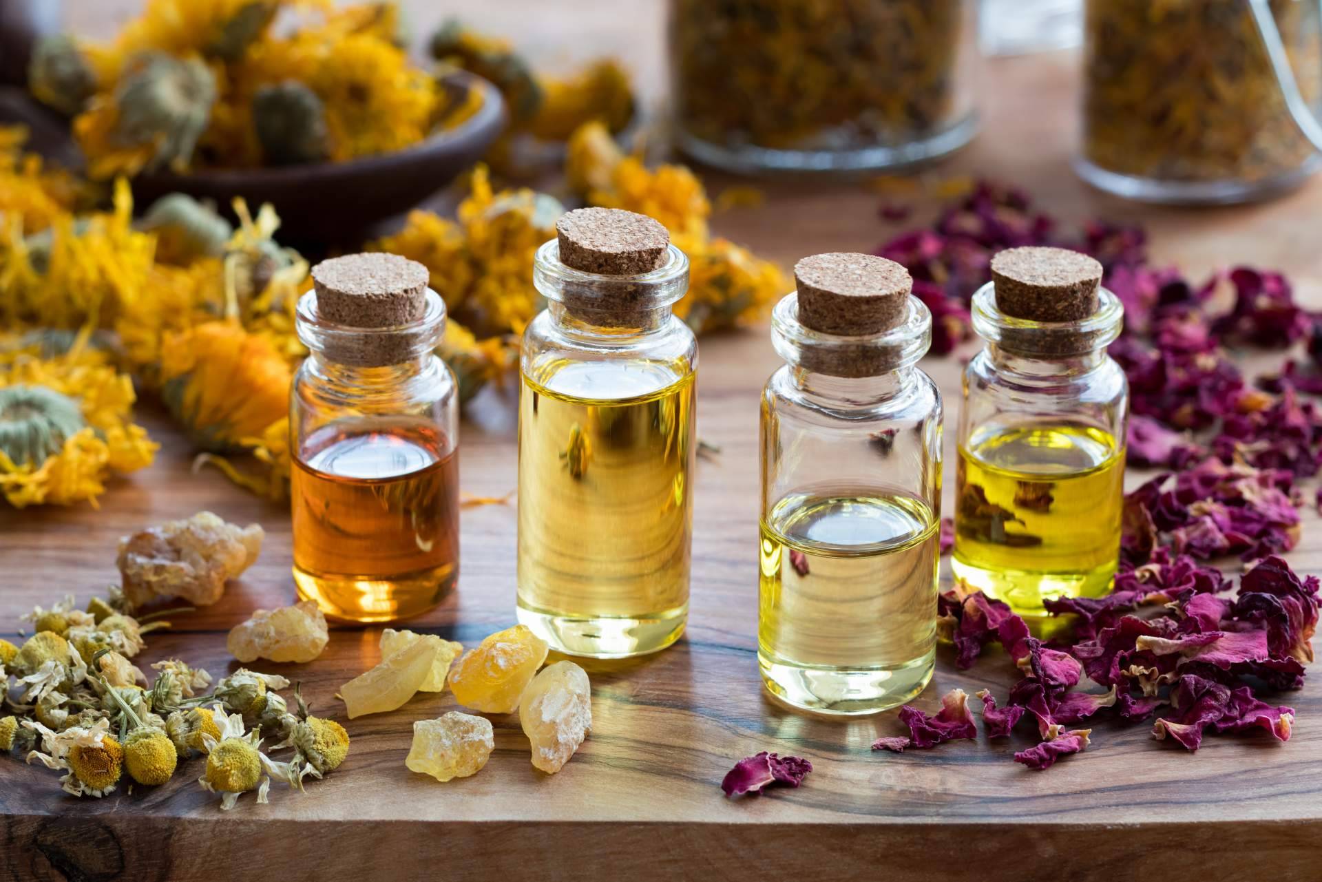 La aromaterapia, sus beneficios y diferentes usos, según Farmacia Laura Garín