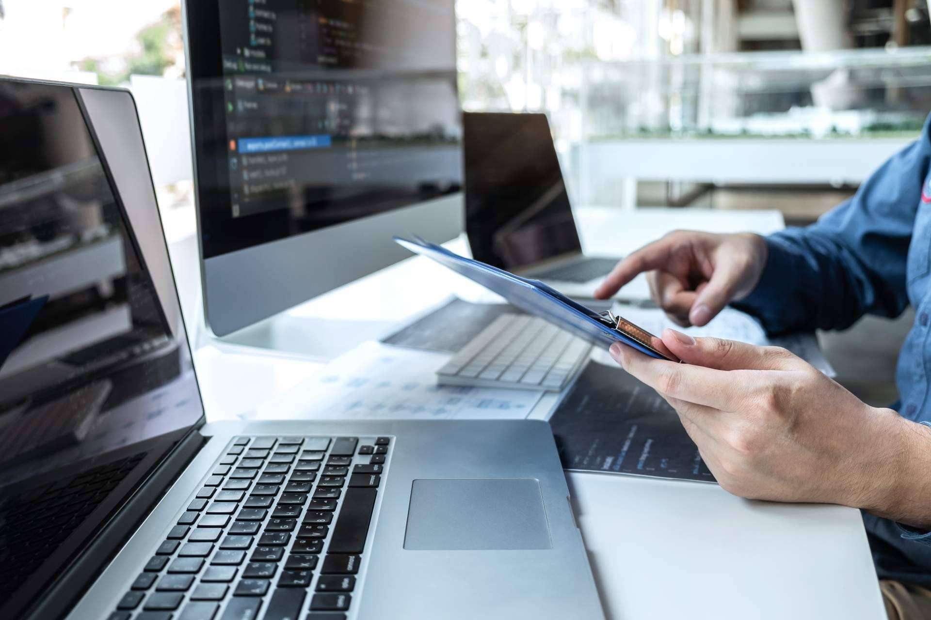 Dar el salto al mundo digital con la ayuda del Kit Digital y los profesionales de la agencia Sr. Jingles