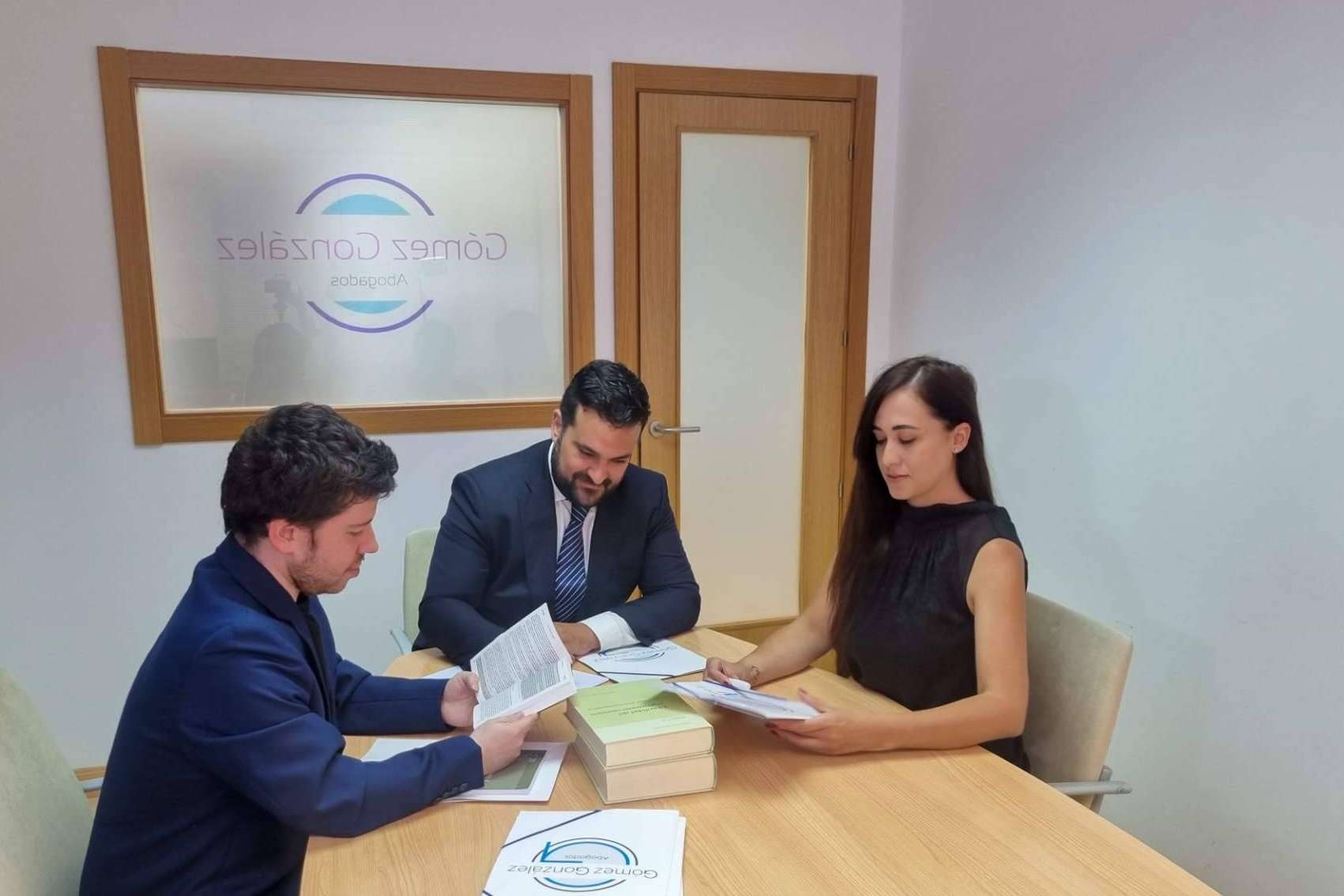 ¿Qué opciones existen si no pagan la renta del piso alquilado?, el desahucio express por DABOGADOS
