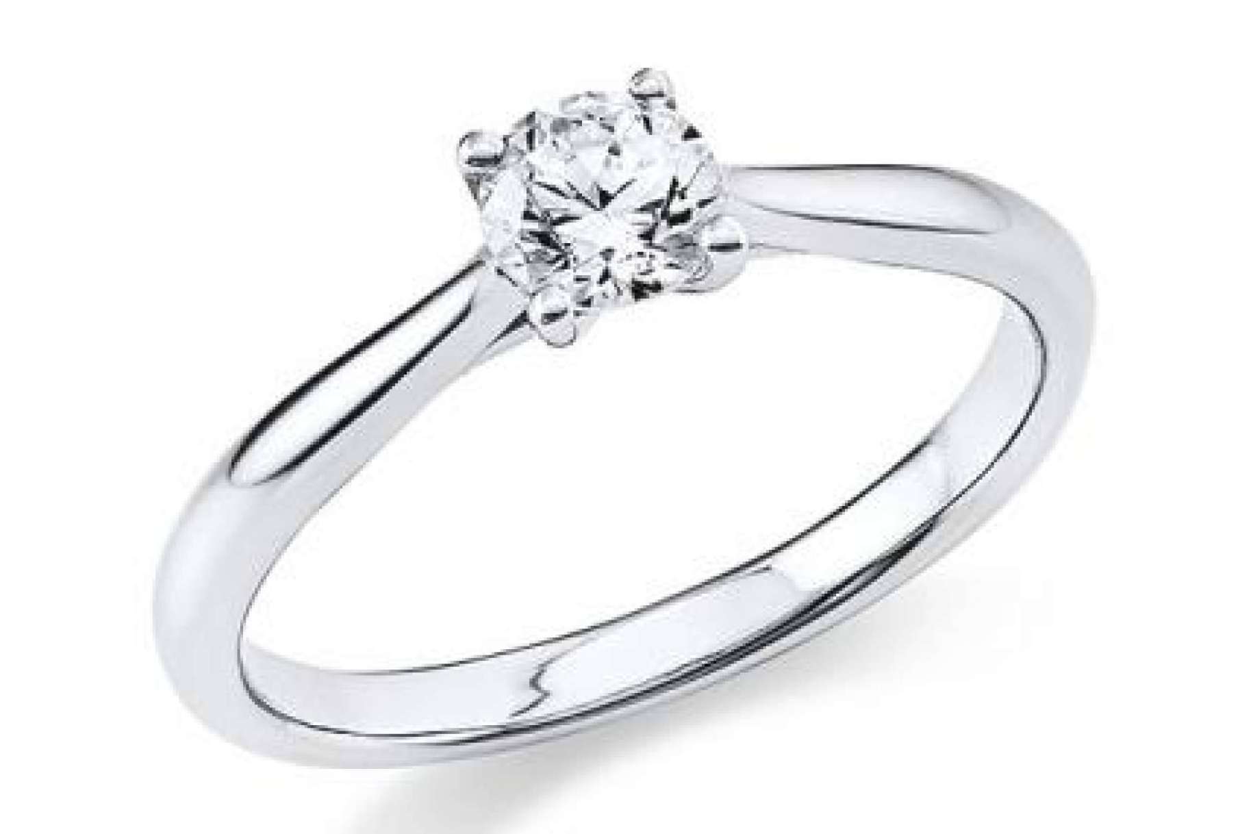 Staring ayuda a elegir el anillo de compromiso ideal