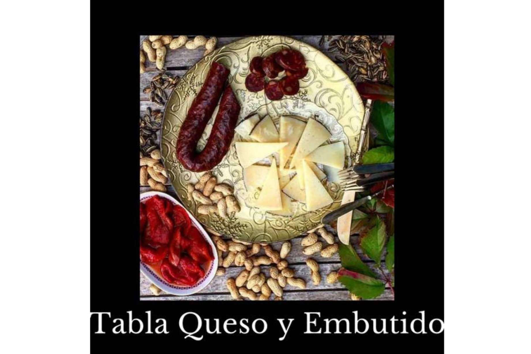 Bon León ofrece diversas opciones de cesta de embutidos para hacer un regalo gourmet