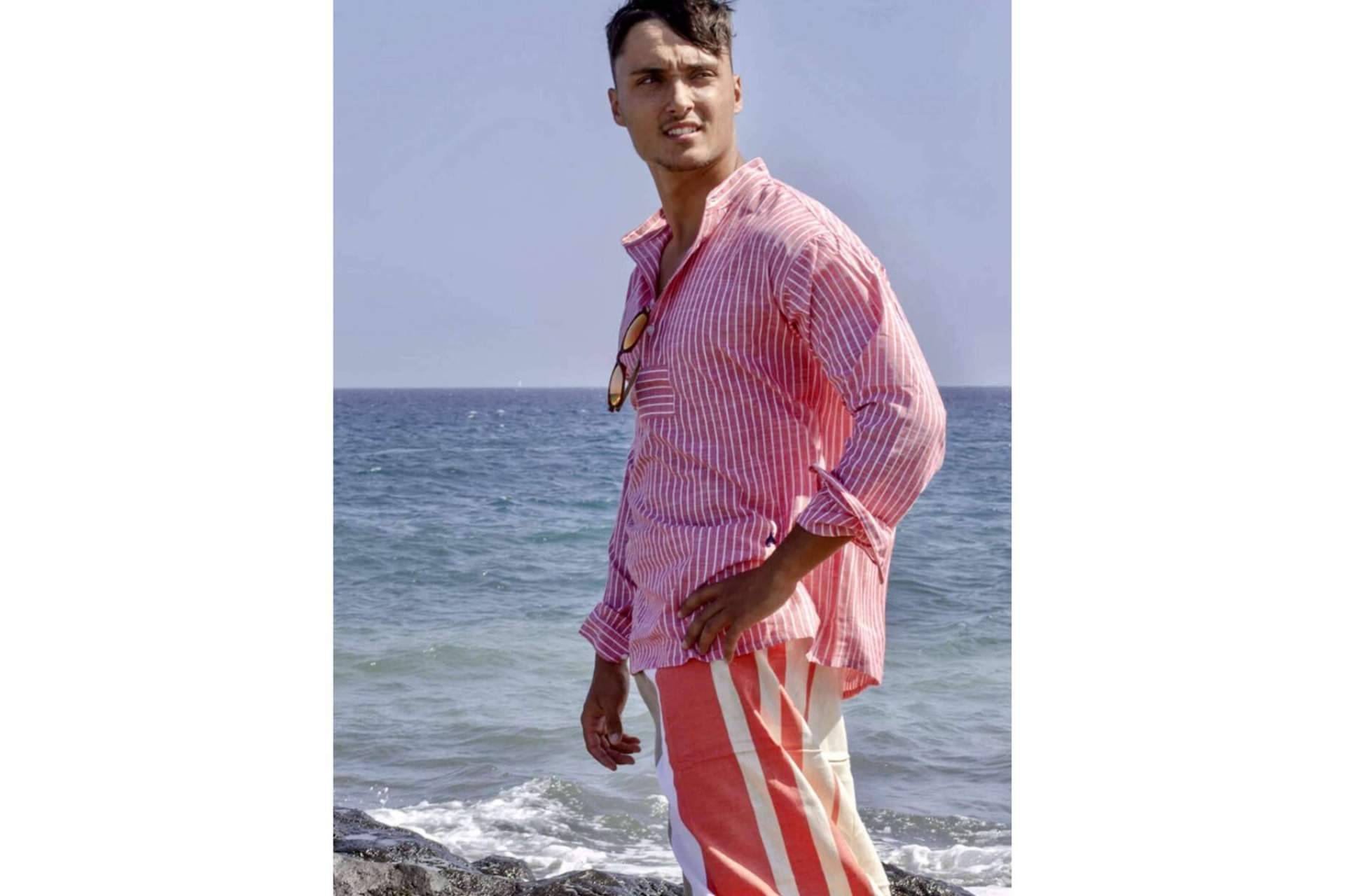 Ropa y complementos para hombres y mujeres que combinan lo antiguo y lo moderno de manera atractiva, Poden&Cool