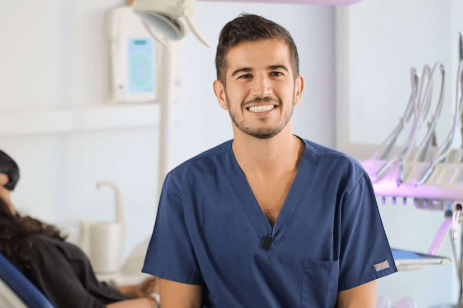 La calidad humana y profesional de sus odontólogo, una de las principales características de Dental Ever, un centro especializado en ortodoncia infantil