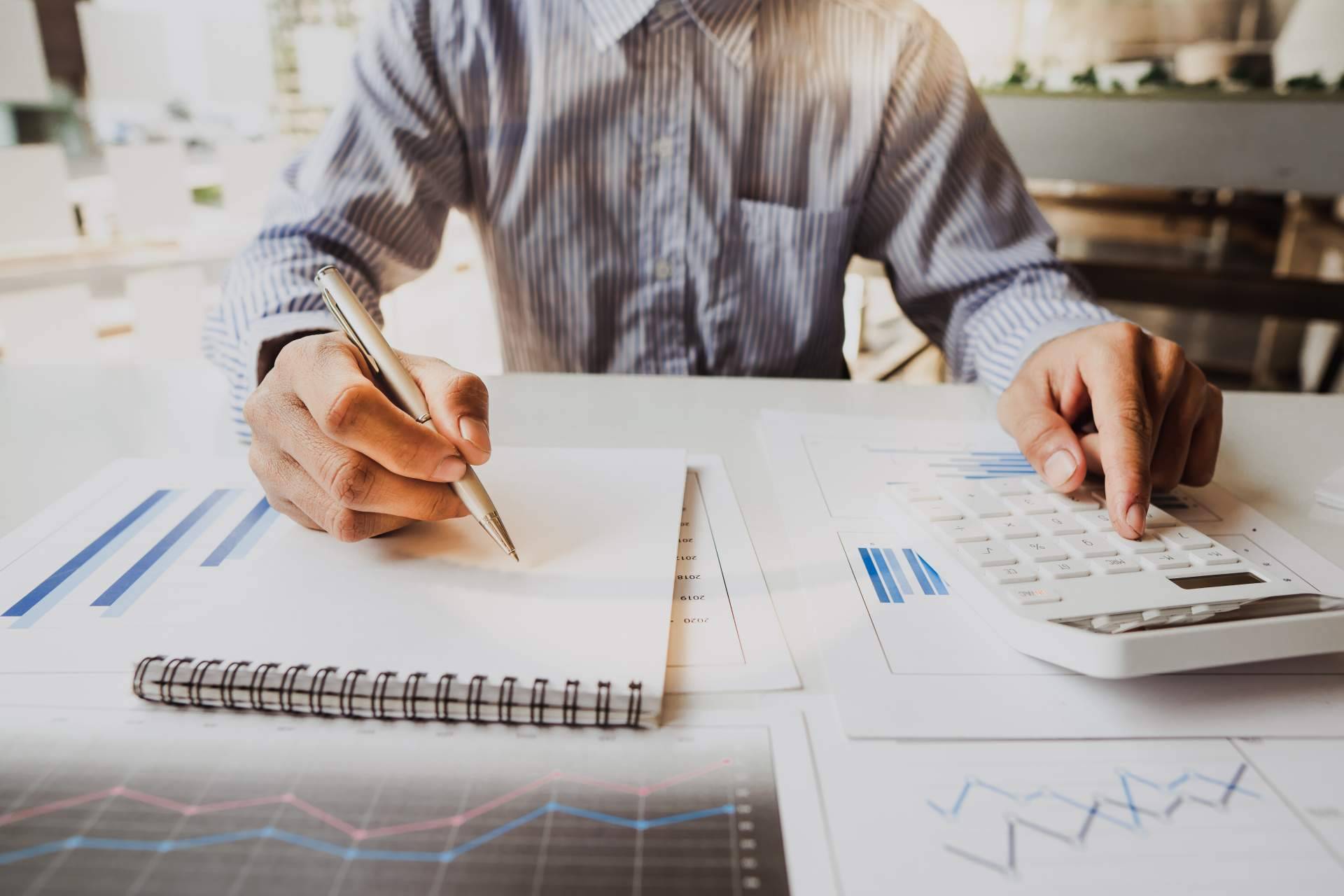 Facilita la gestión de empresas con el software eV4