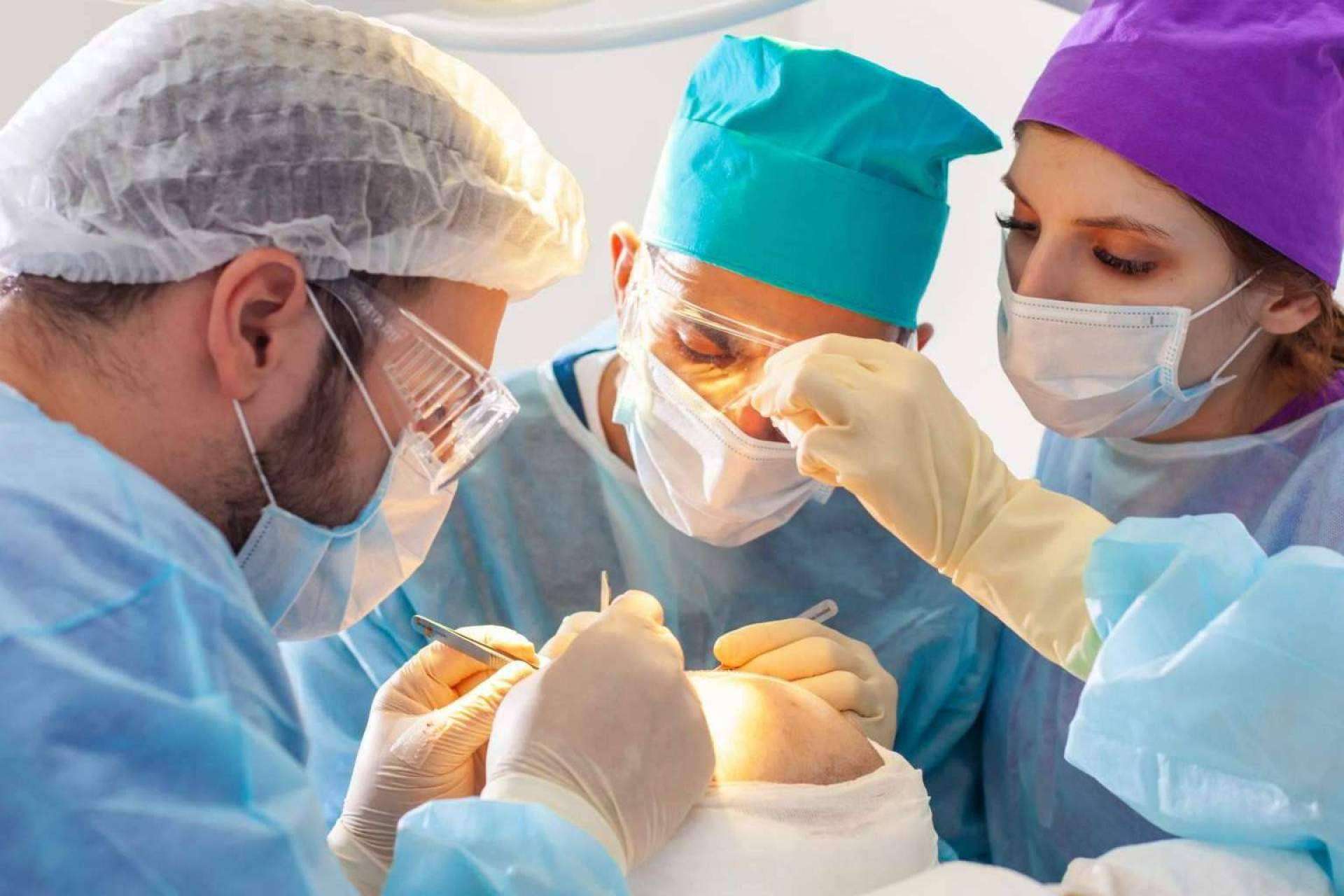 La excelencia de los injertos capilares aterriza en Boadilla con el máster internacional para médicos de esta disciplina