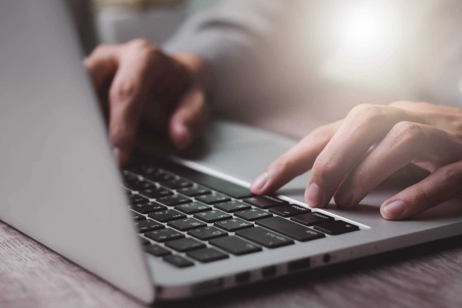 El camino de un CEO, un canal de YouTube sobre marketing de referencia