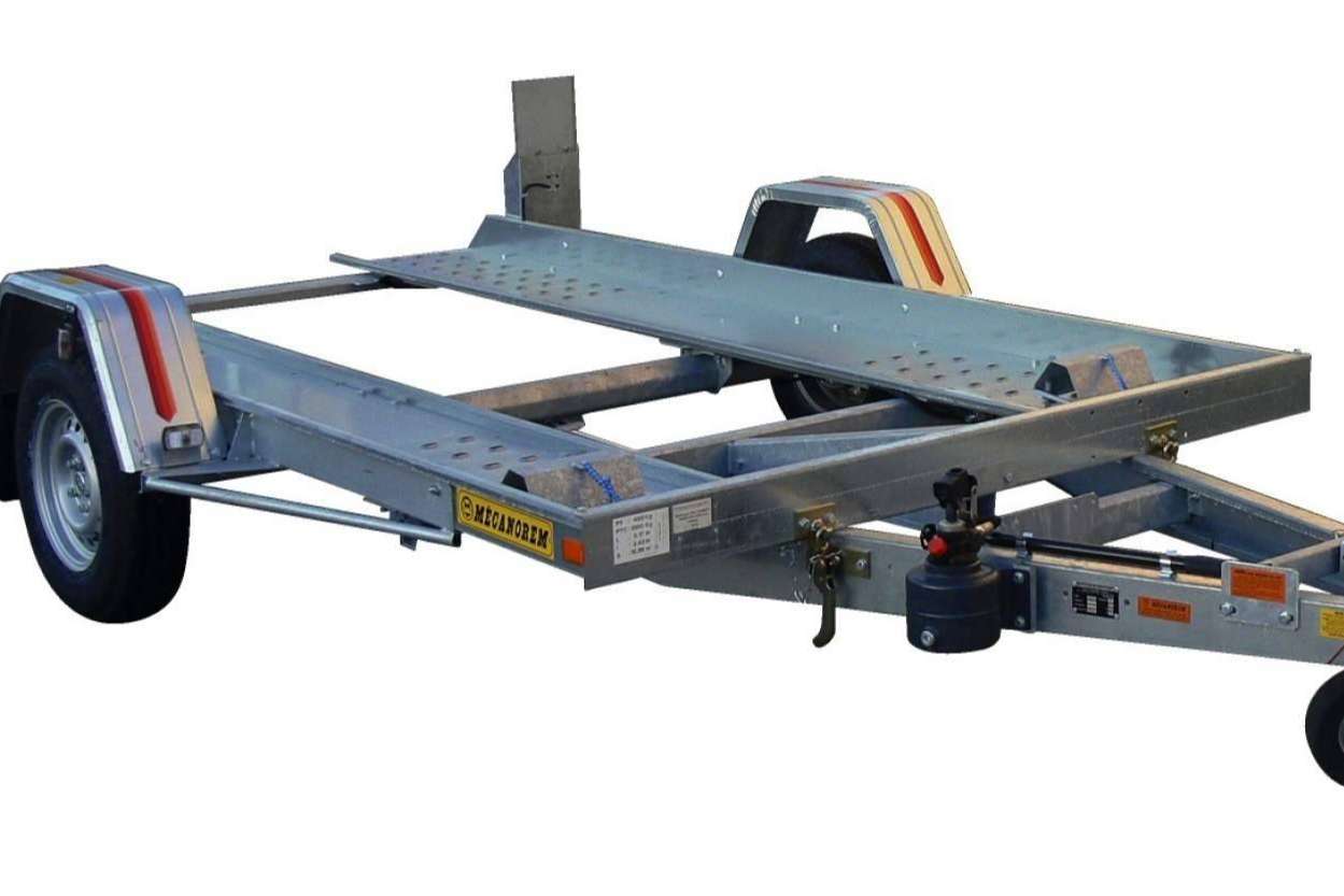 Buscoremolque ofrece asesoramiento en el momento de comprar un remolque portacoches