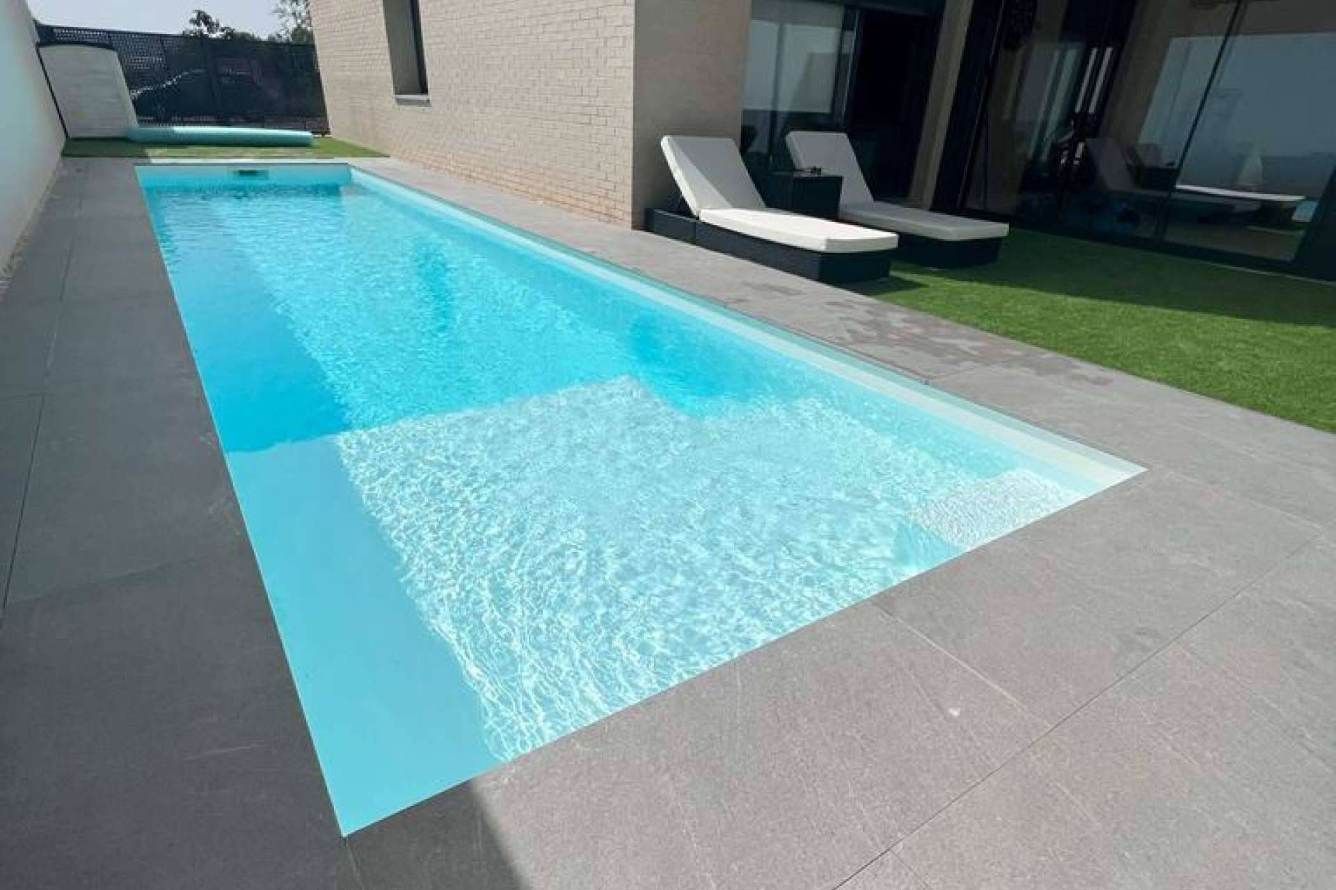 Acerca de las nuevas tendencias en piscinas 2022 que presenta Esencial Pool