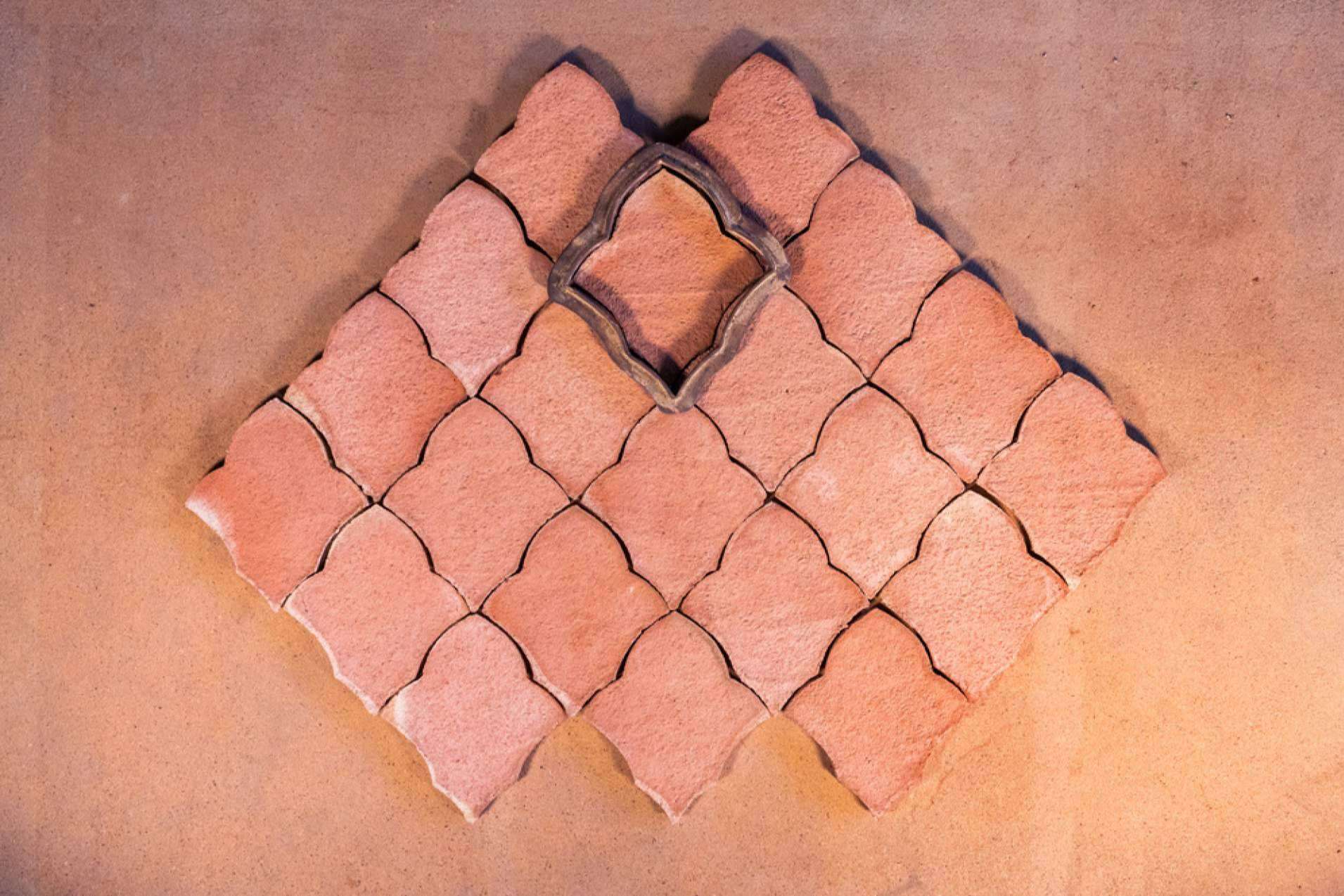 Cerámicas Catalino ofrece suelos de barro artesanales