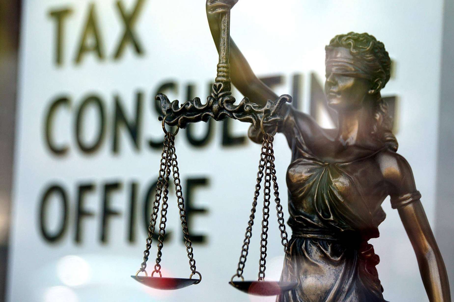 Trámites para inmigrantes de la mano de Belo y Delgado Abogados