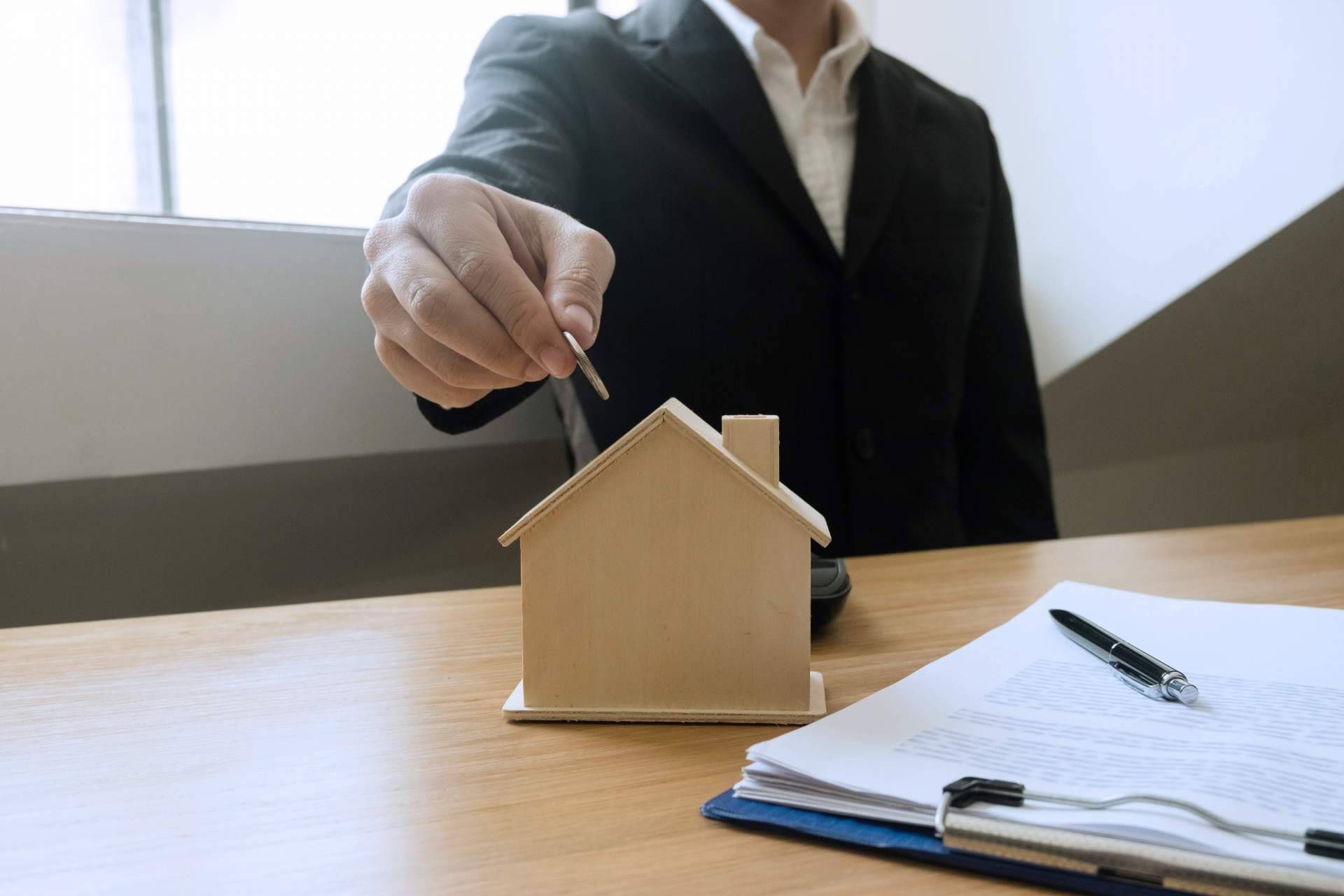 La asesoría legal especializada, requerida en la compraventa de inmuebles