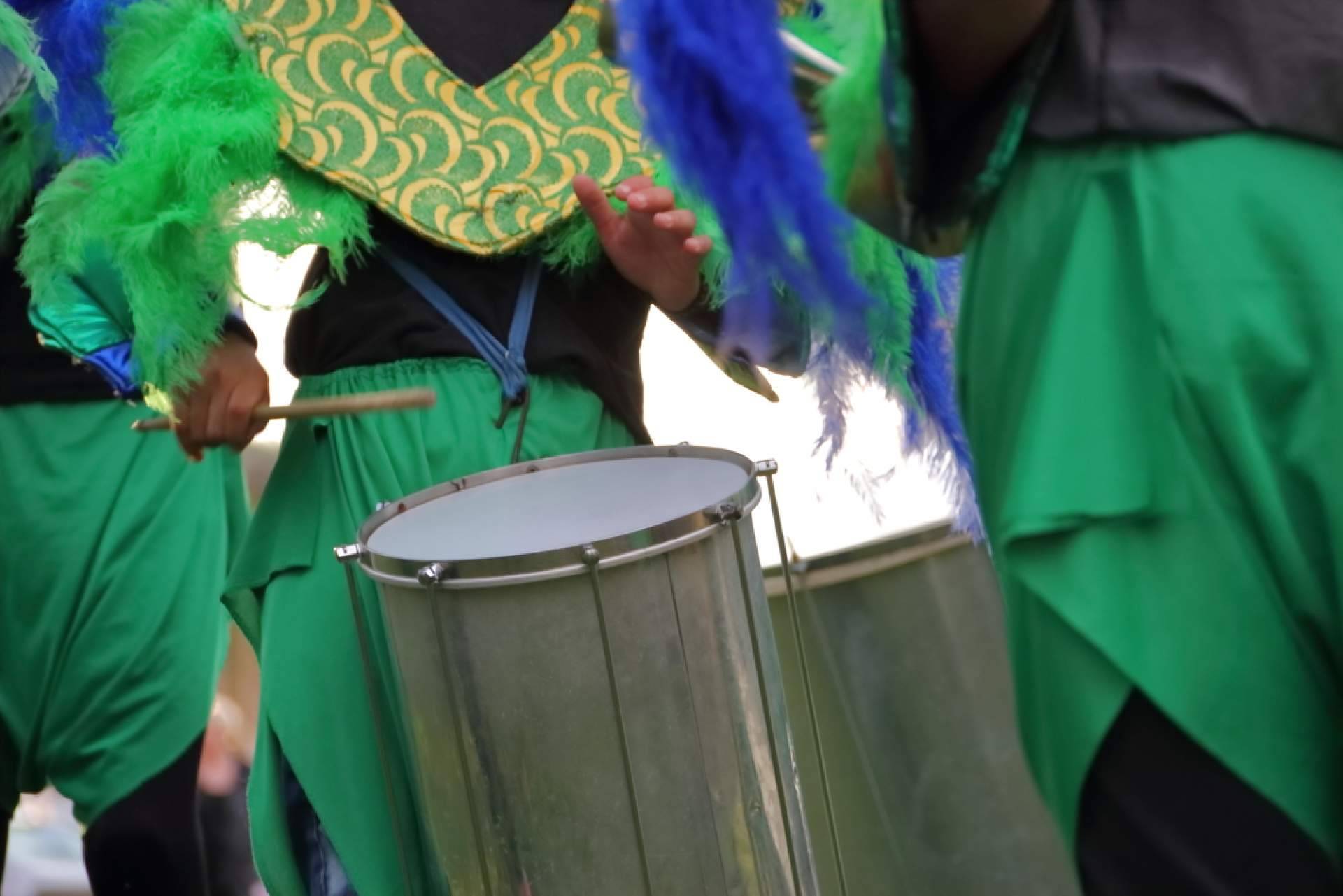 Instrumentos de percusión para crear sonidos brasileños, de la mano de Percuforum