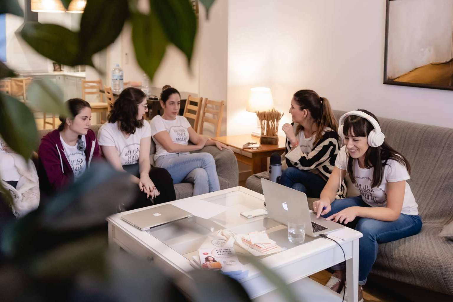 El podcast donde encontrar entrevistas a opositores y episodios temáticos, por Úrsula Campos
