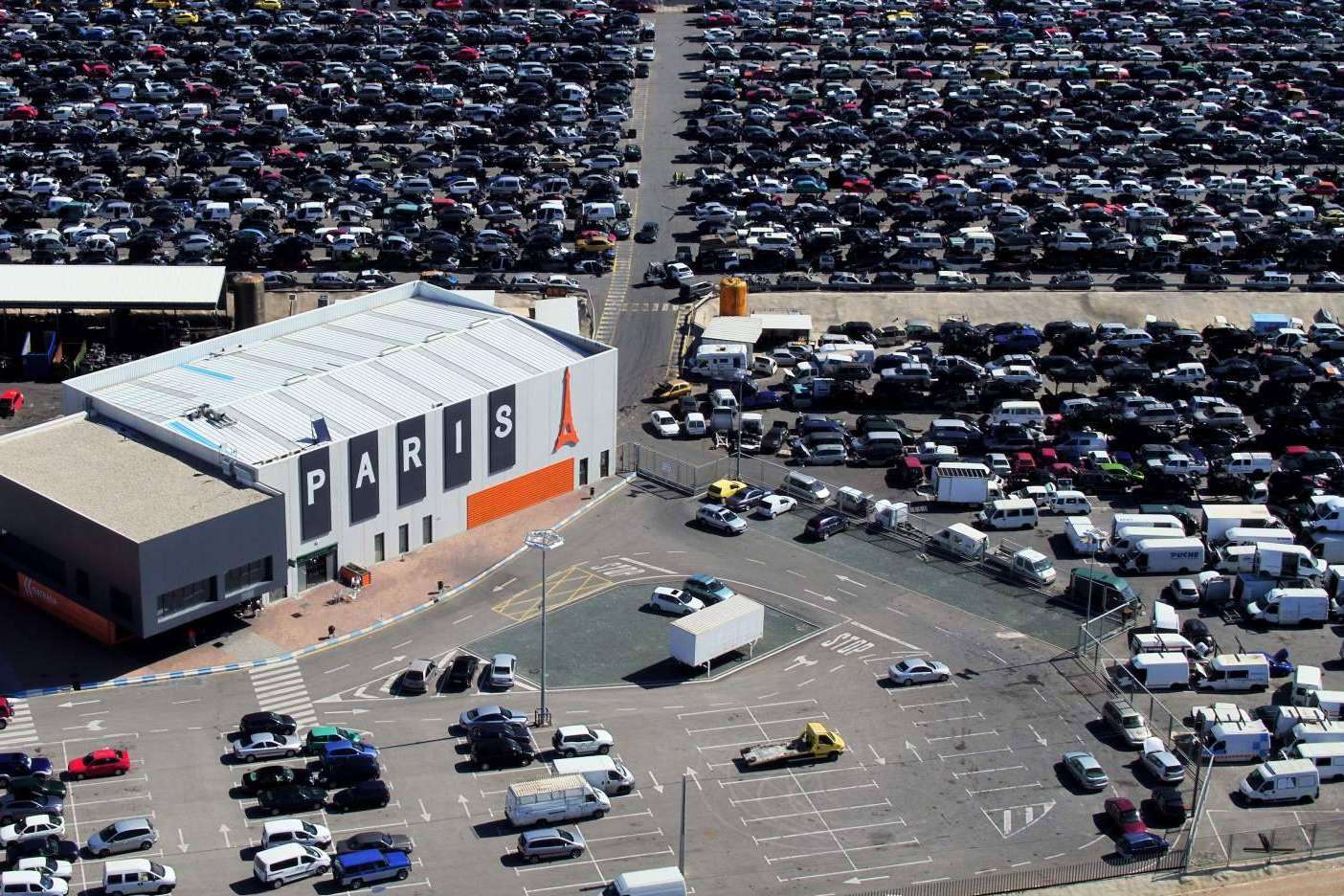 Desguace París permite vender el coche al desguace