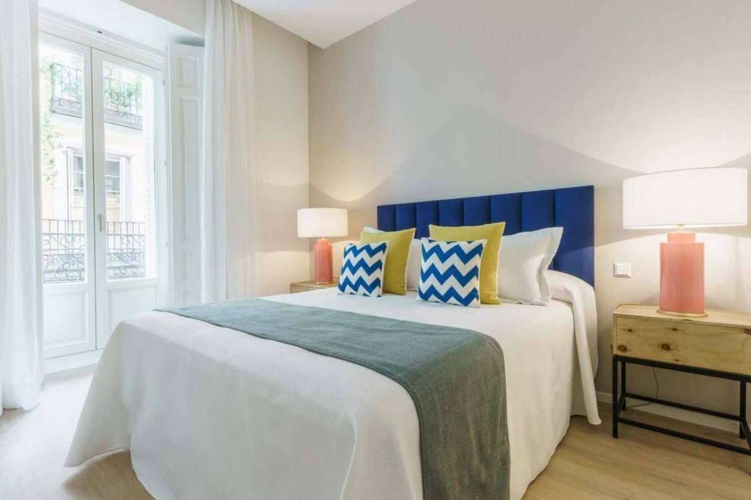 Ventajas de las ventanas de madera para decorar cualquier hogar, por LOSMA STUDIO