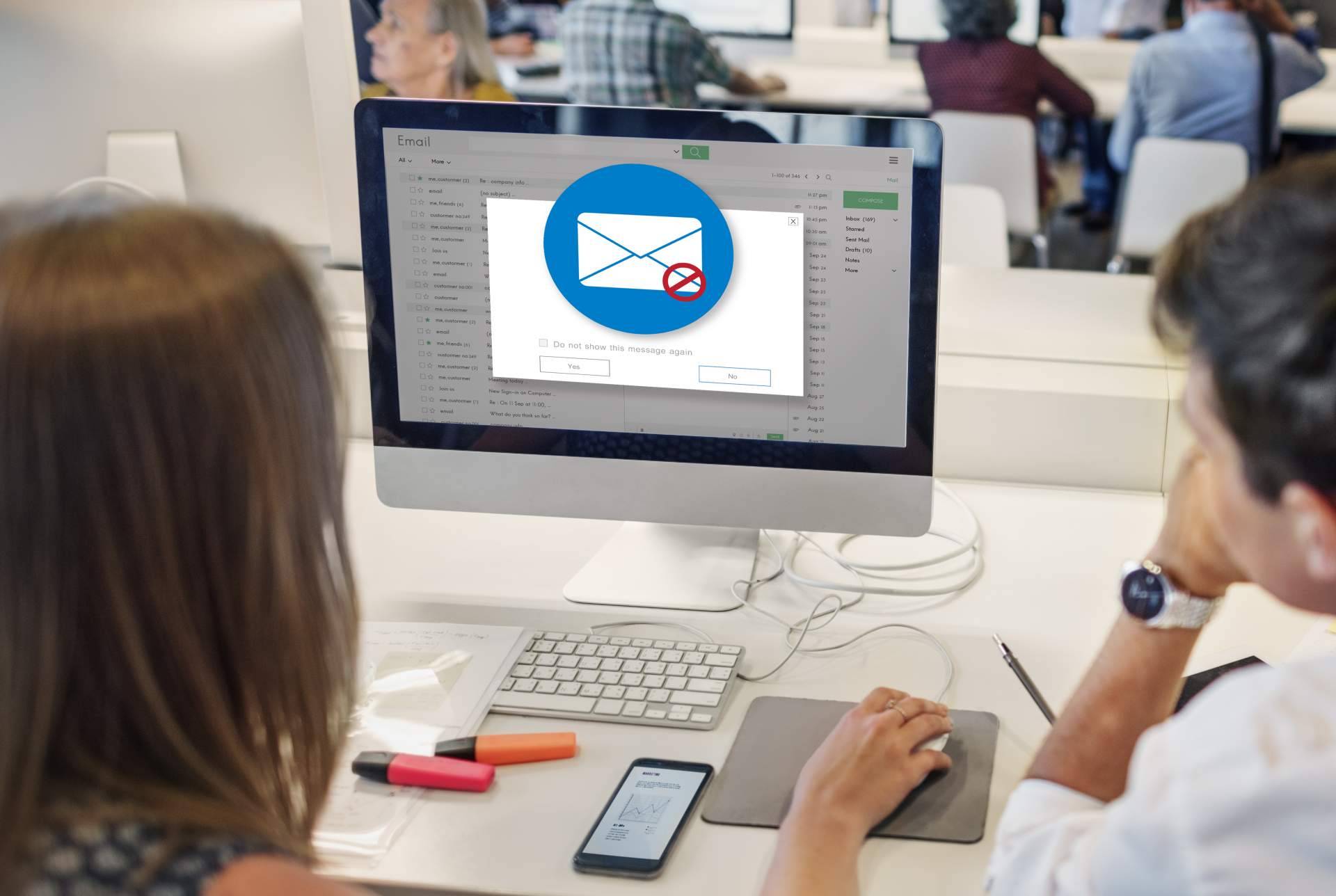 ¿Por qué añadir un filtro antispam al correo electrónico?, por Aclass