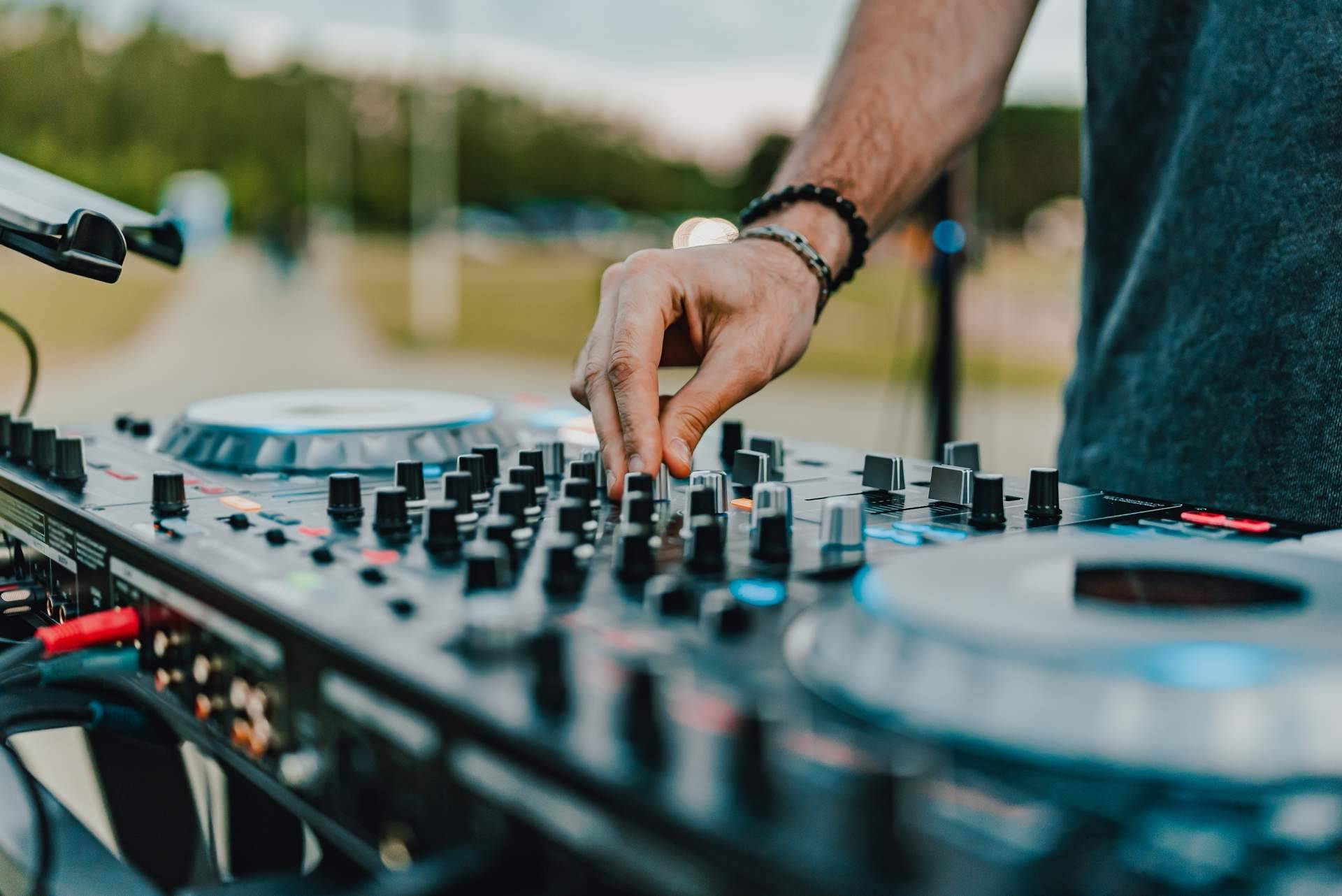 DJ Paco Gómez, diversión al máximo desde Málaga para toda España