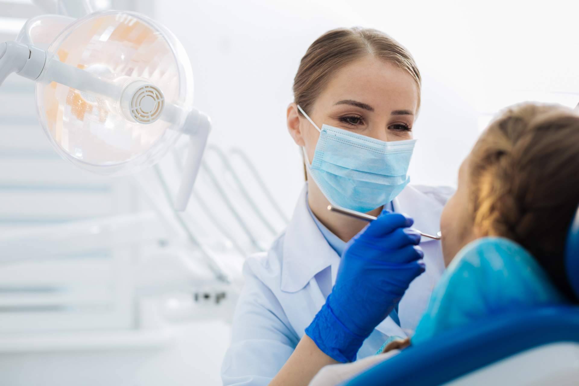 ¿Por qué aumenta el turismo dental en Torrevieja?