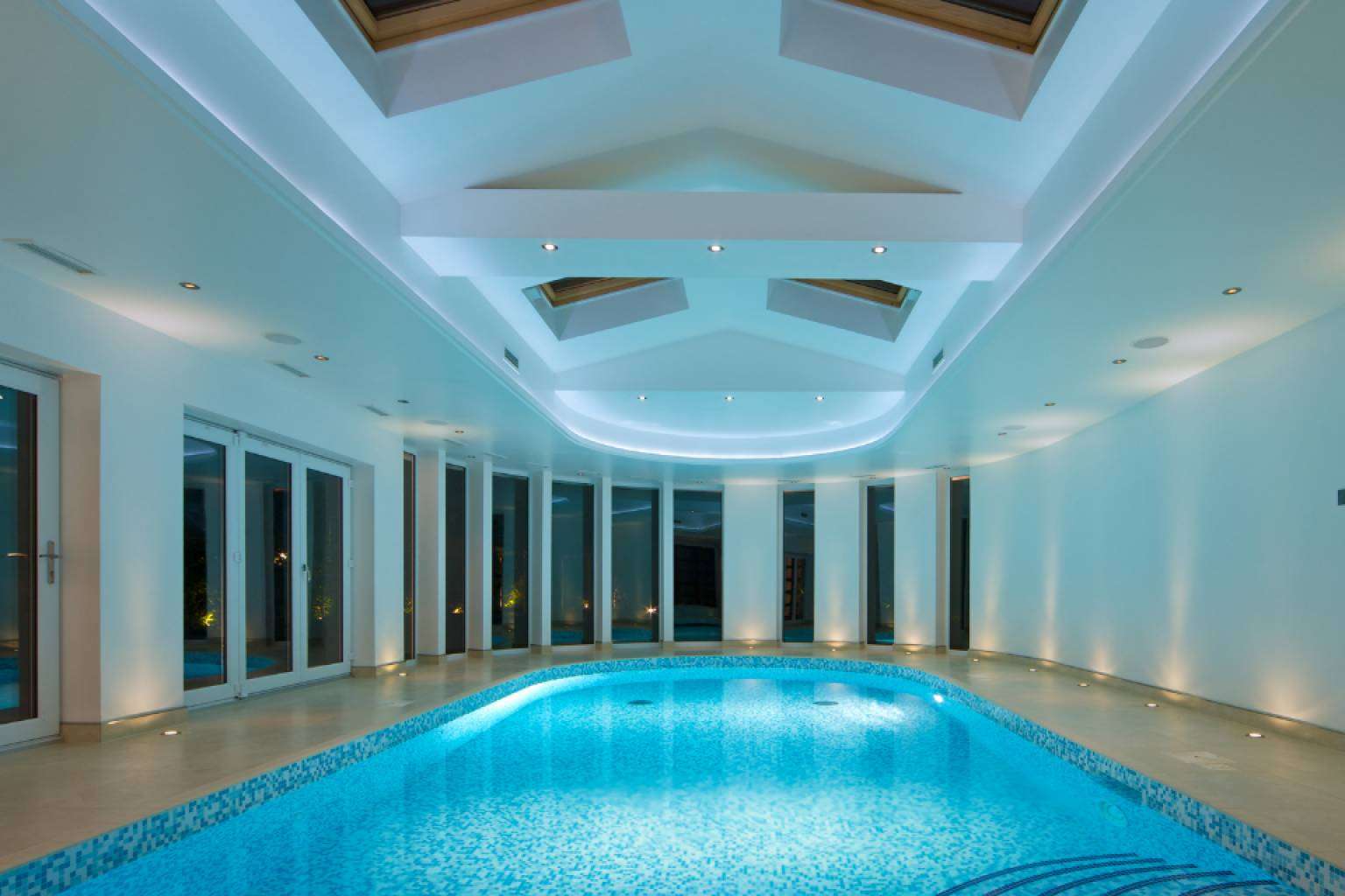 Warmpool expone factores a tener en cuenta para escoger las bombas de calor para piscina