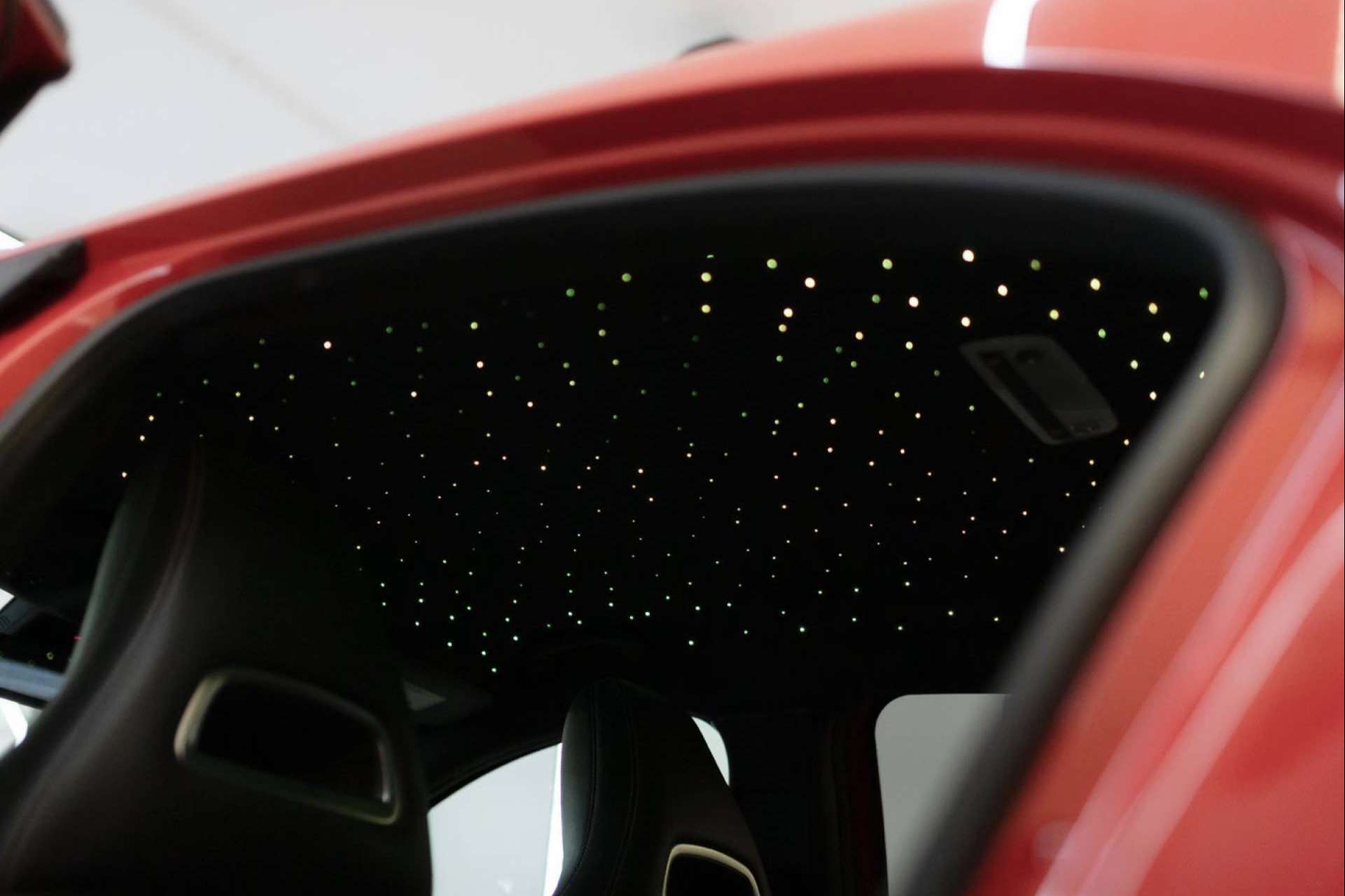 Instalar luces LED en el interior de un vehículo de la mano de Madrid Audio
