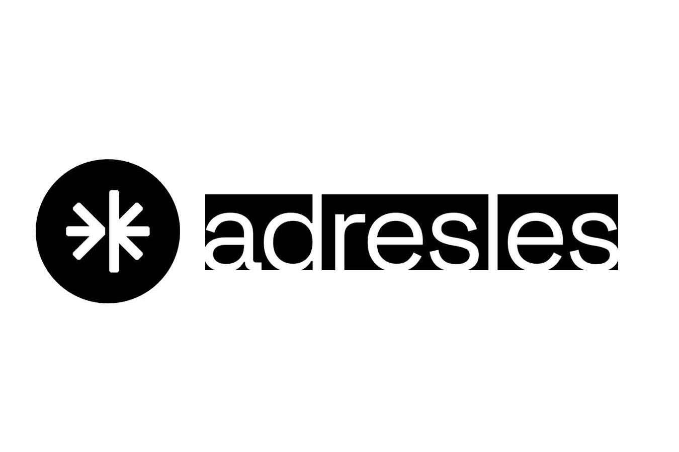 Adresles se encarga del envío de maletas o equipaje por correo de forma barata de puerta a puerta