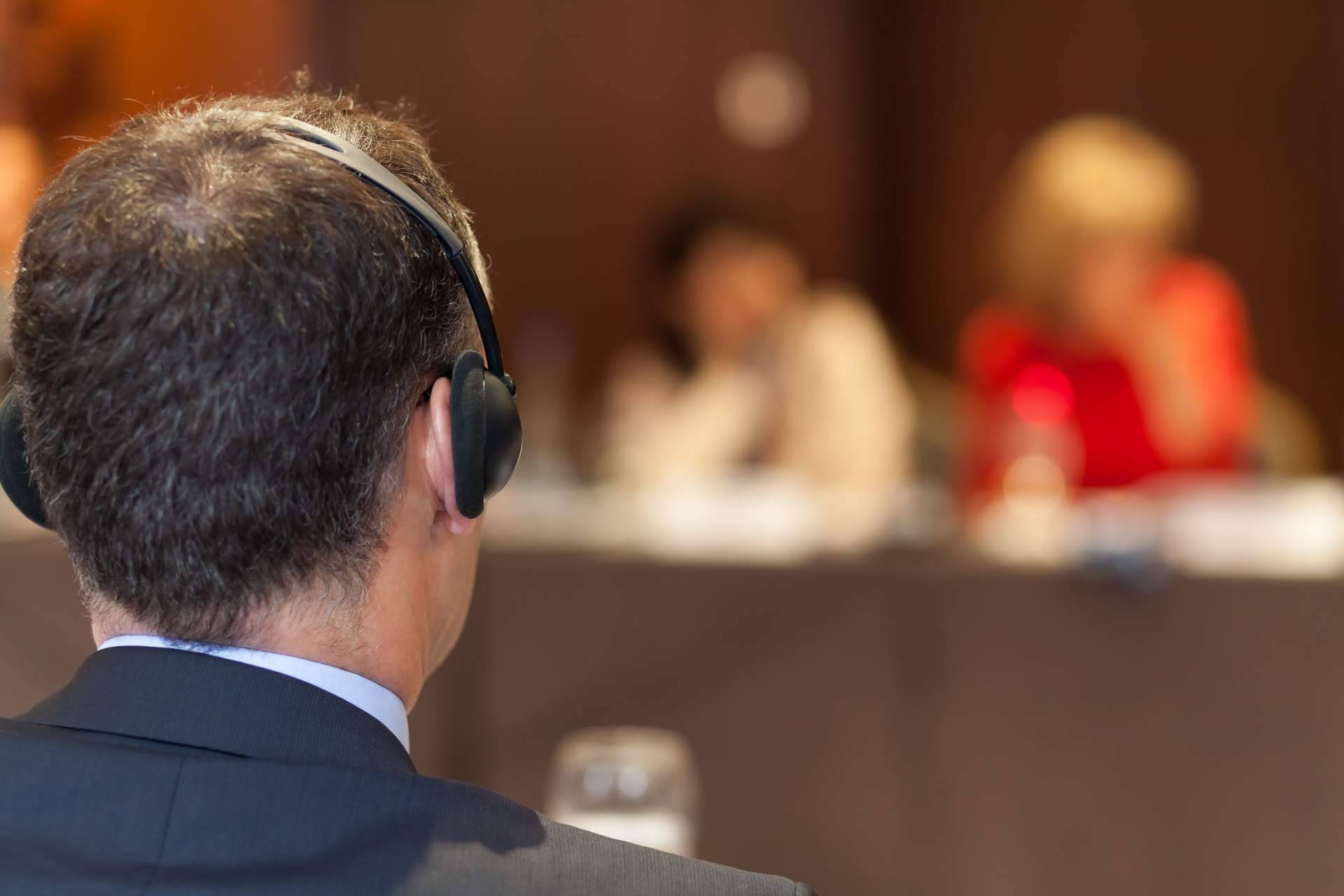 Servicios de traducción simultánea en Valencia, de la mano de Euterpe Translations