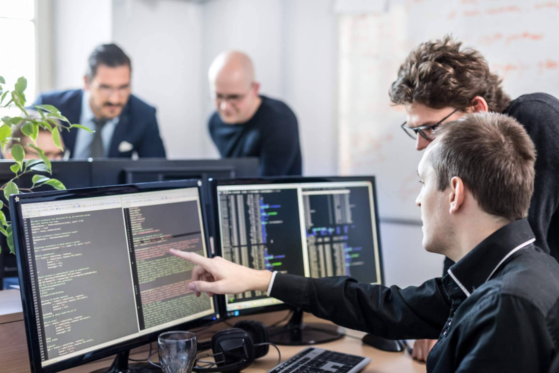 Opground regala las contrataciones de perfiles IT de 0 y 1 año de experiencia