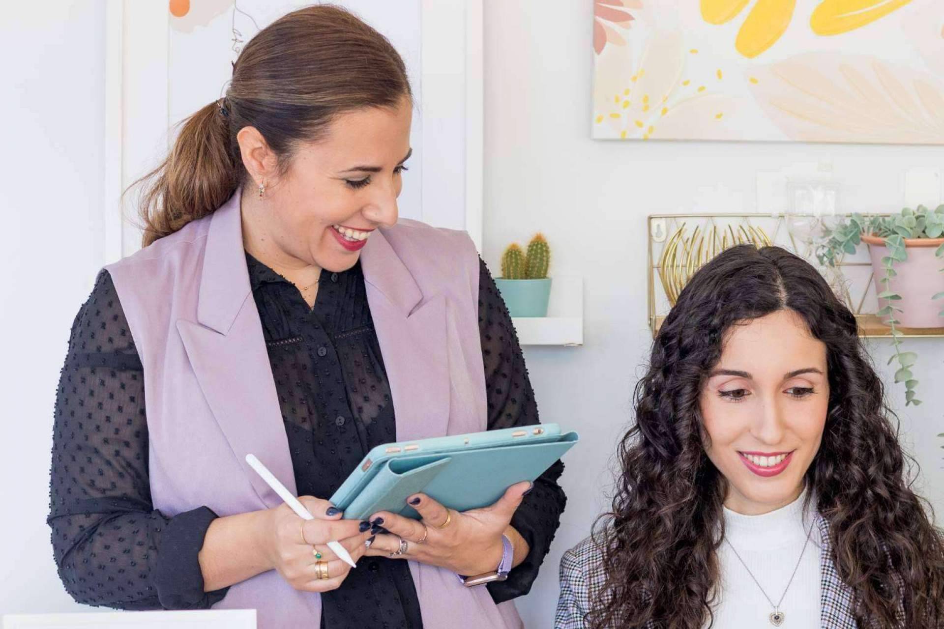 ¿Por qué es importante contratar una buena asesoría laboral, fiscal y contable para gestionar un negocio?