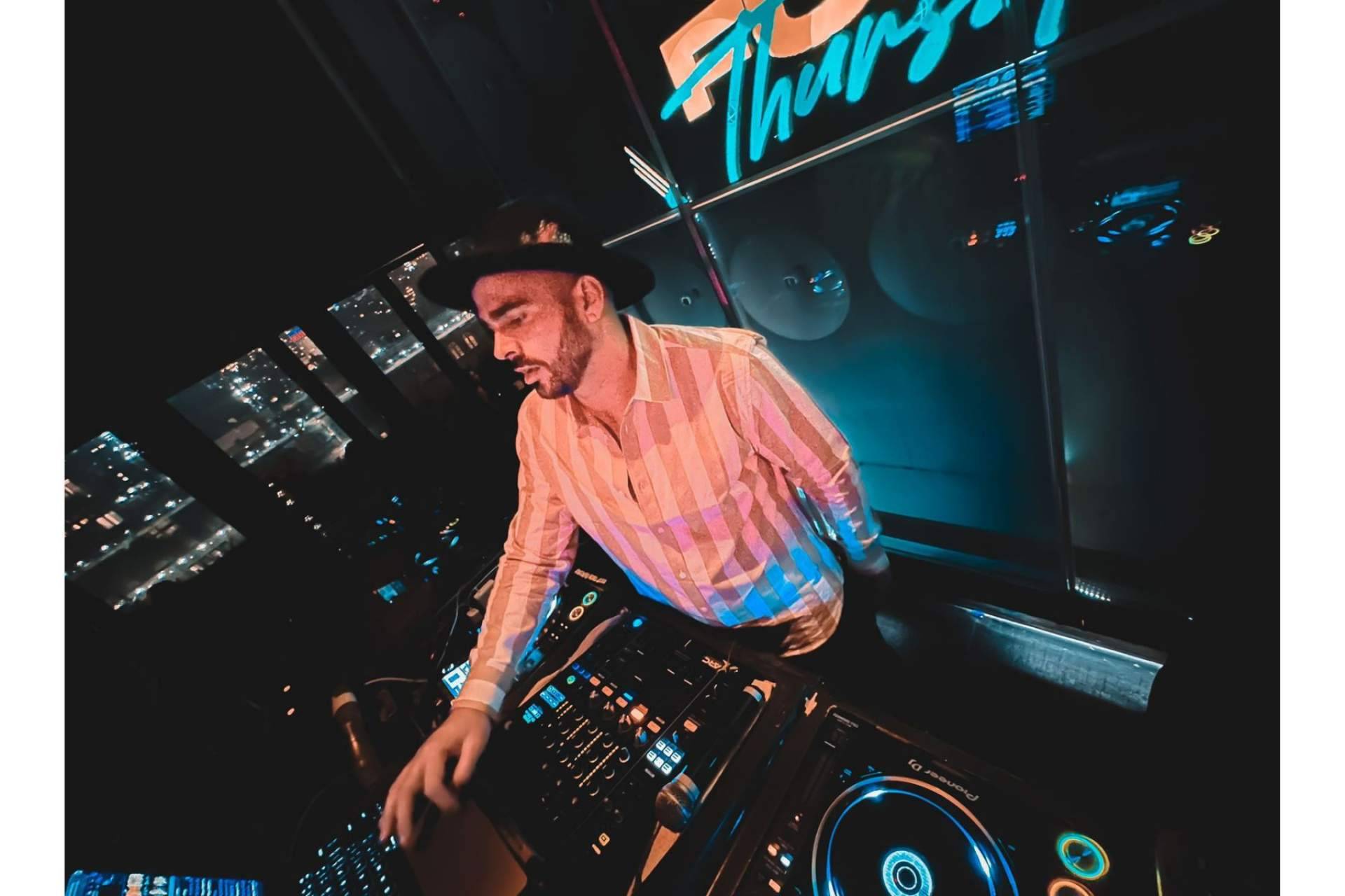 Mr. Gómez, el DJ asturiano que se abre camino en Manhattan