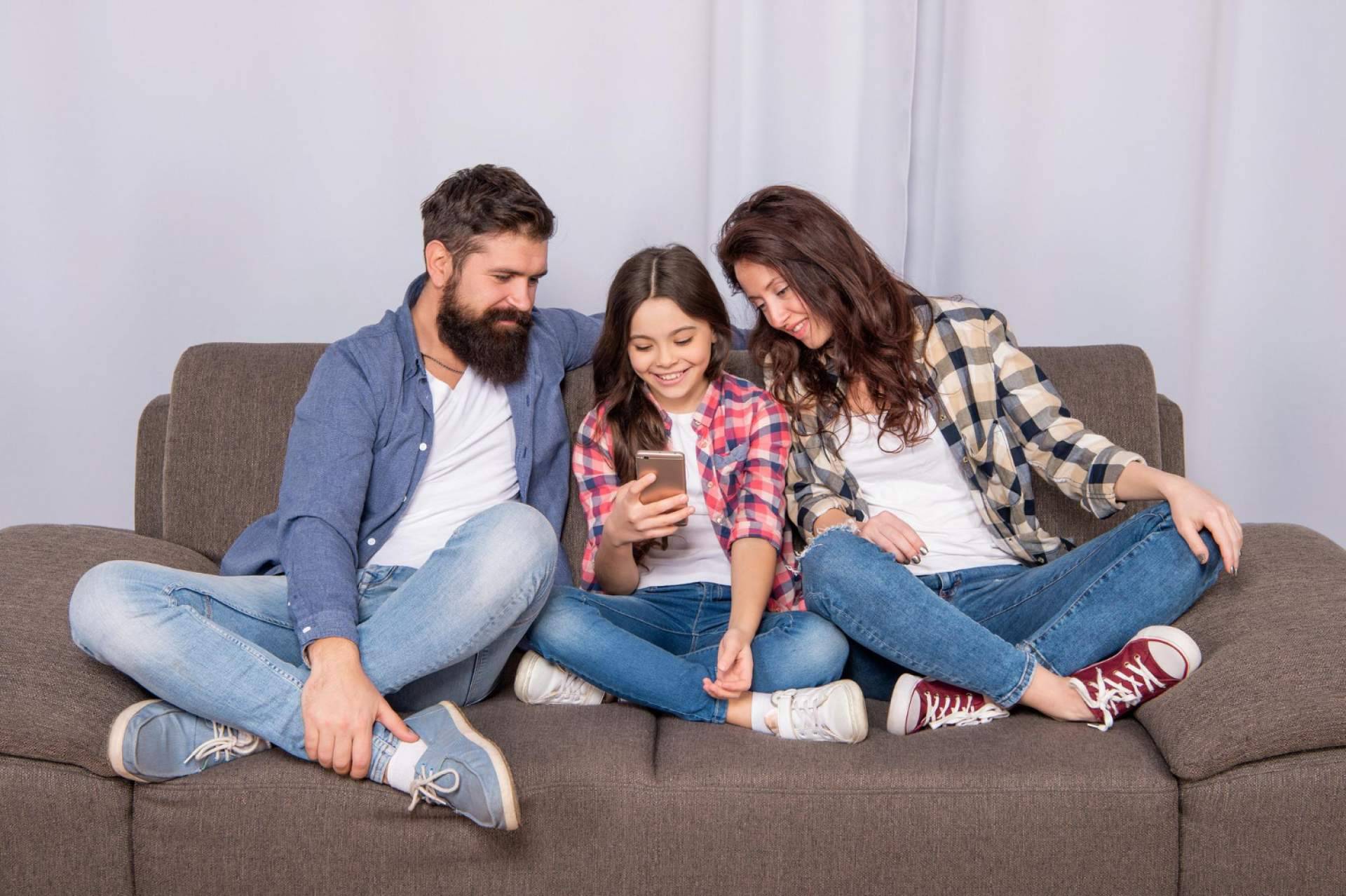 Las AMPA, preocupadas por la seguridad y privacidad de los niños
