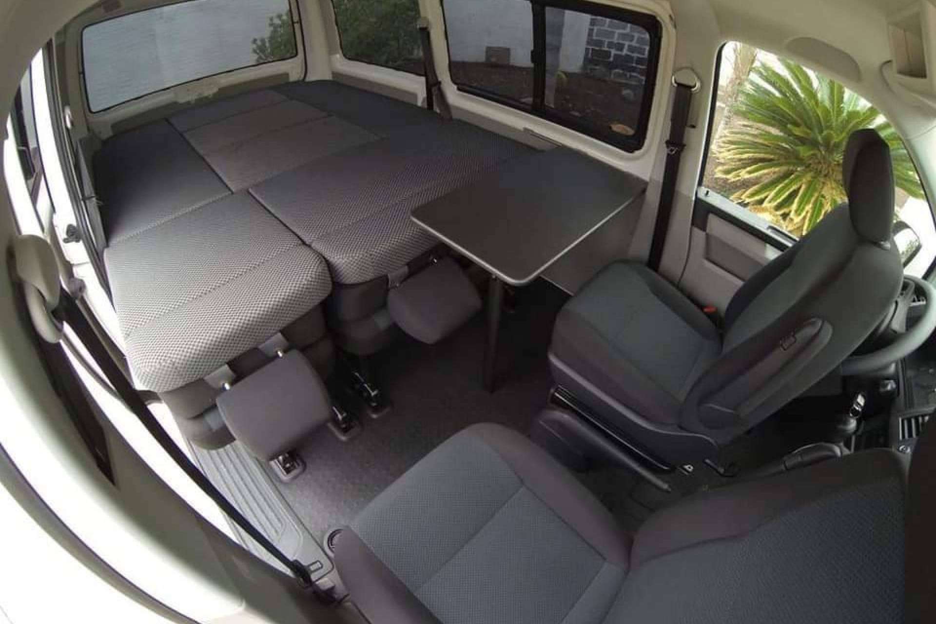Adquirir muebles para furgonetas camper con Furgomania