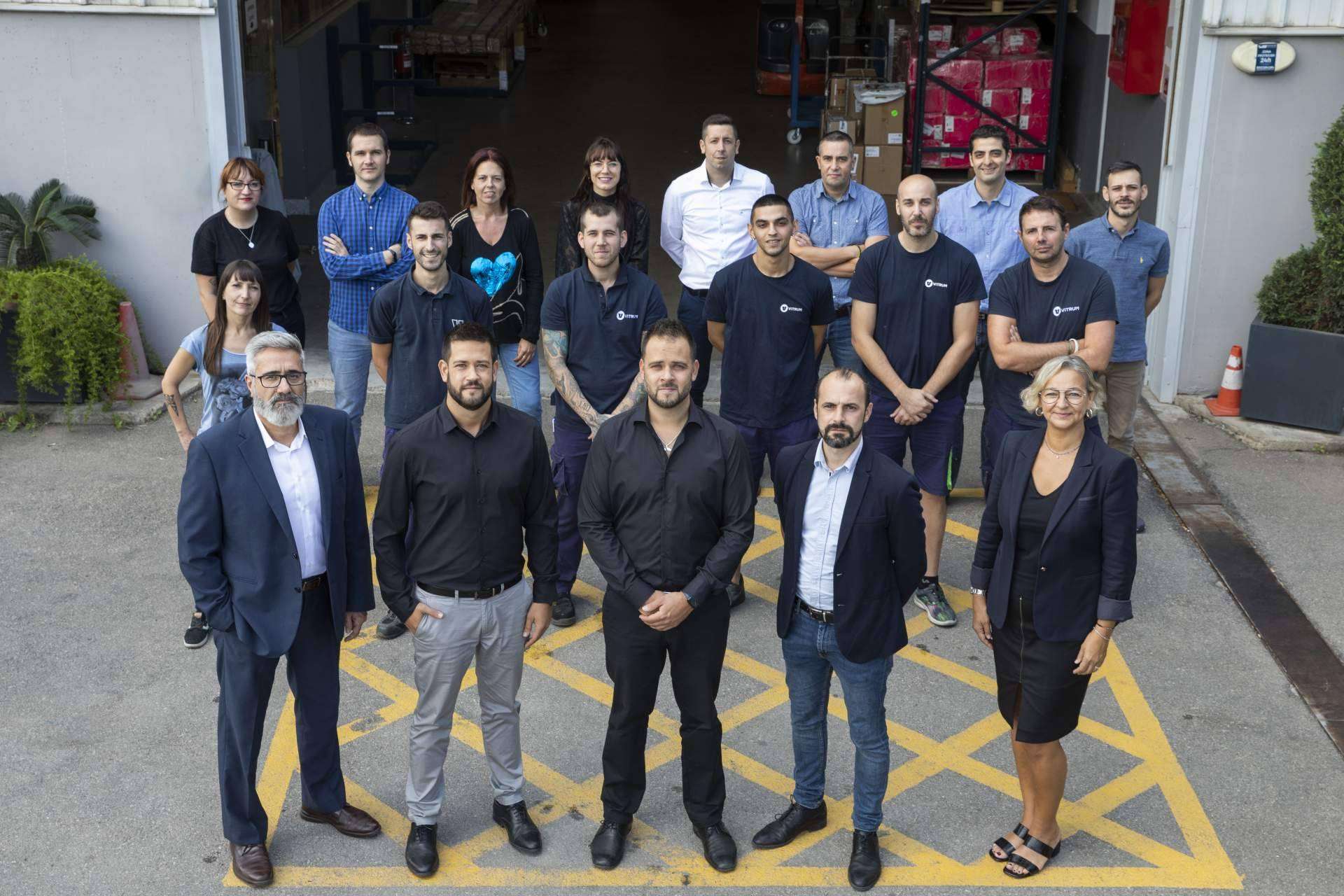 La empresa Vitrum, con 40 años como distribuidora de productos para vidrio, estará presente en Veteco 2022