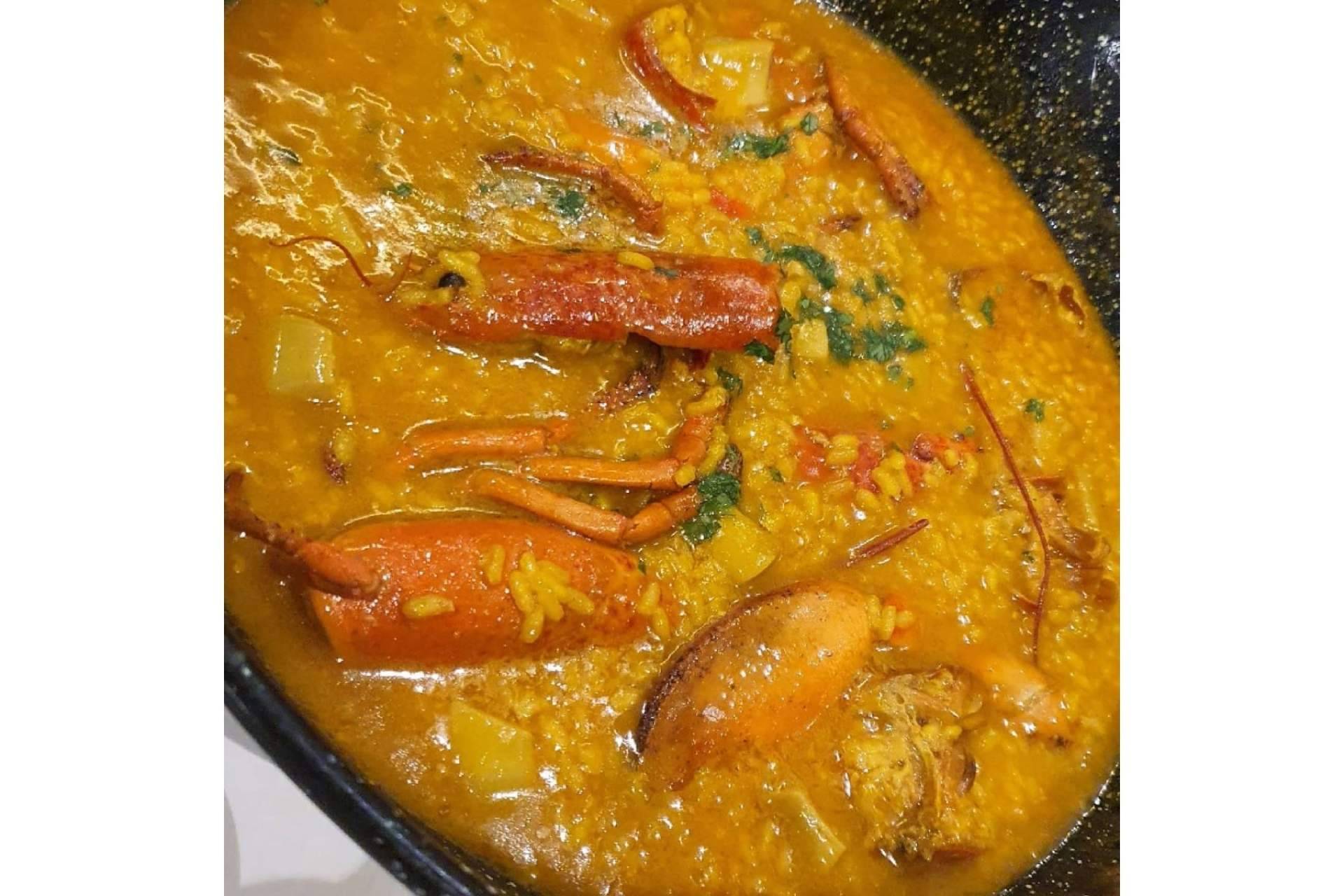 La clásica paella valenciana en el restaurante La Taberna Casera