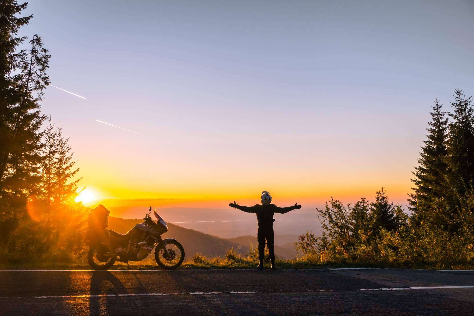 Eginer y las mejores rutas en moto para disfrutar de la carretera