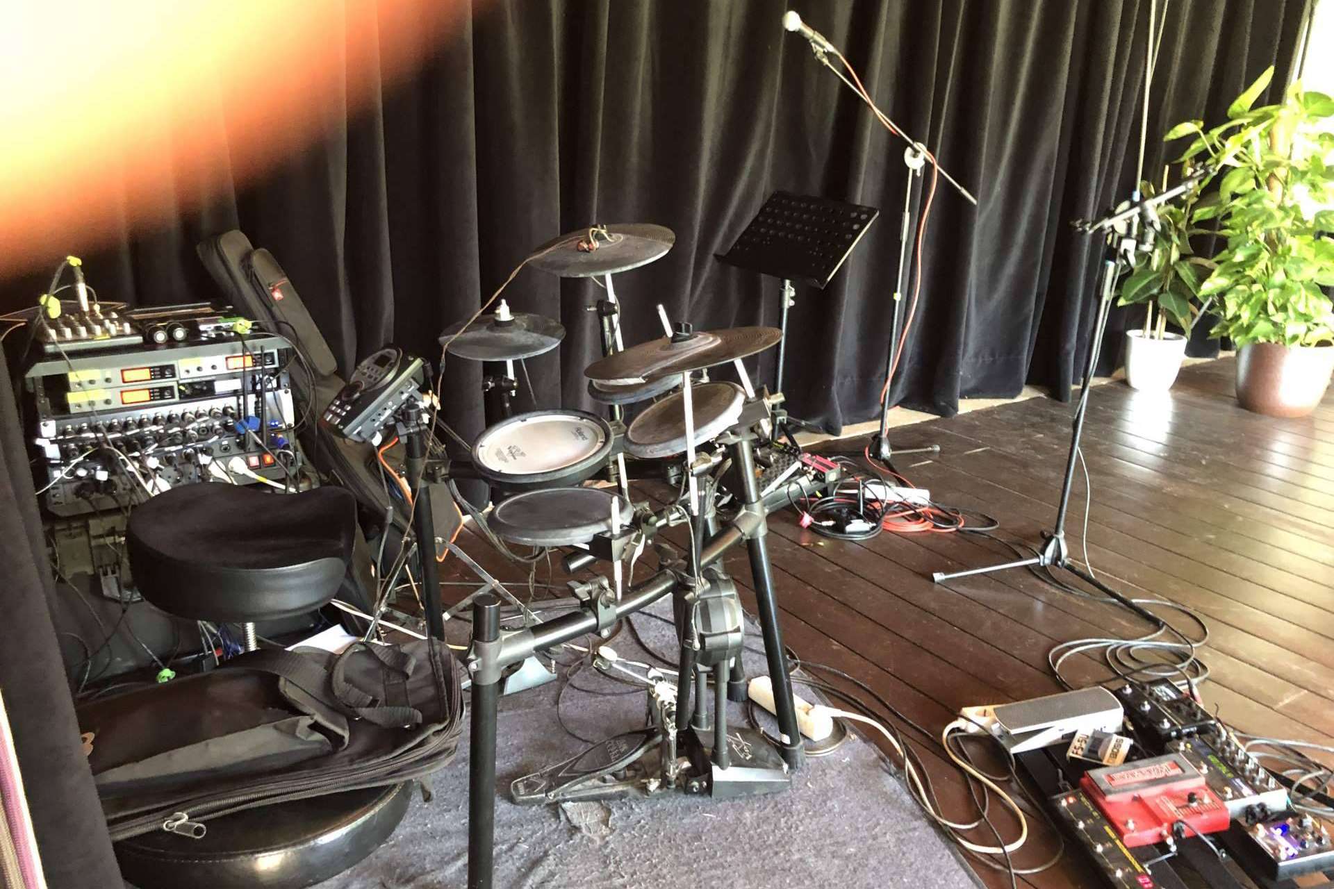 Alquilar Sonido, equipos de sonido e iluminación para eventos