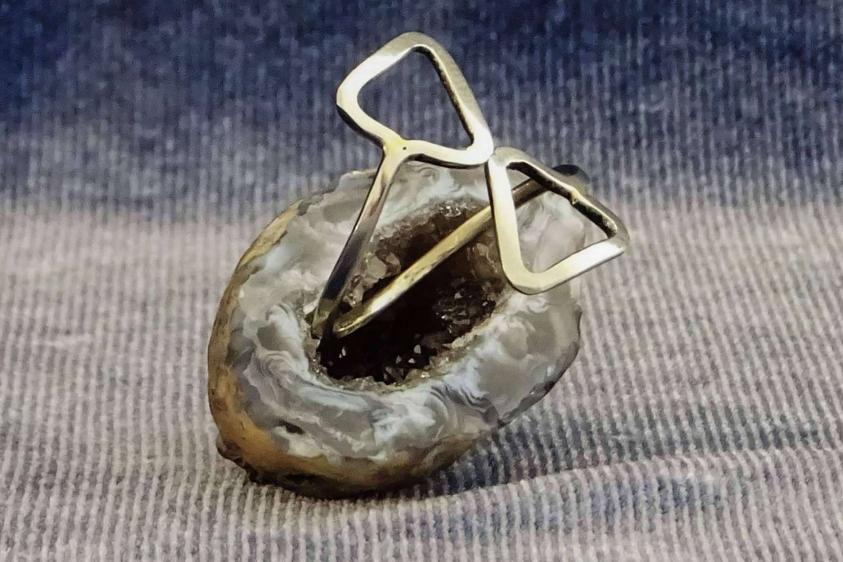 La firma Ecolibrí ofrece joyas artesanales de plata