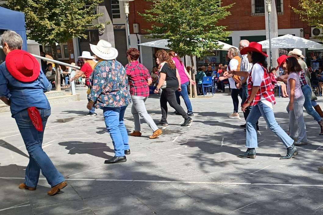 Asociación de Bailes de Salón Dance GM y los grados de evolución deportiva Line Dance