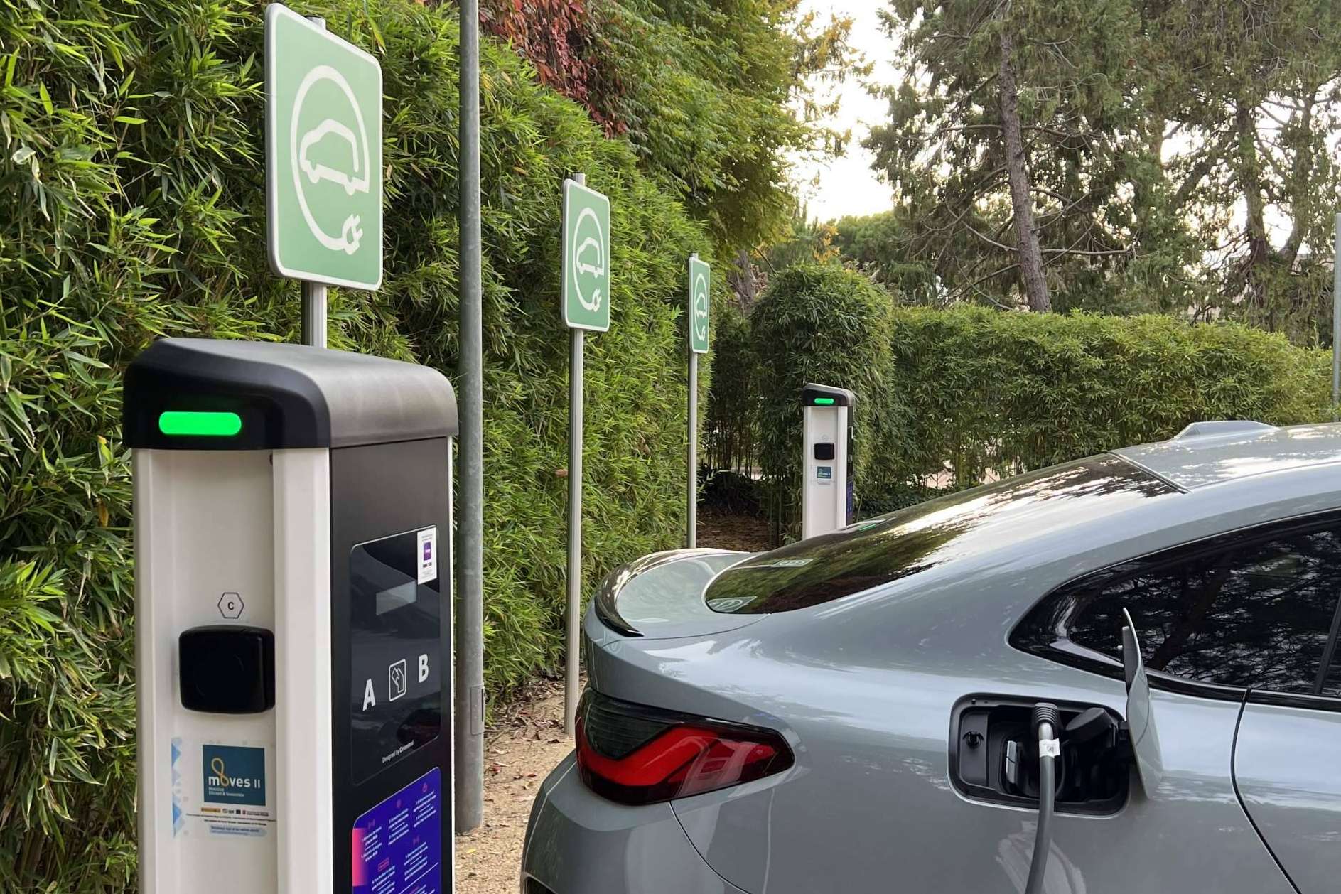 Hotel Balneari Prats instaló cargadores para coches en sus instalaciones