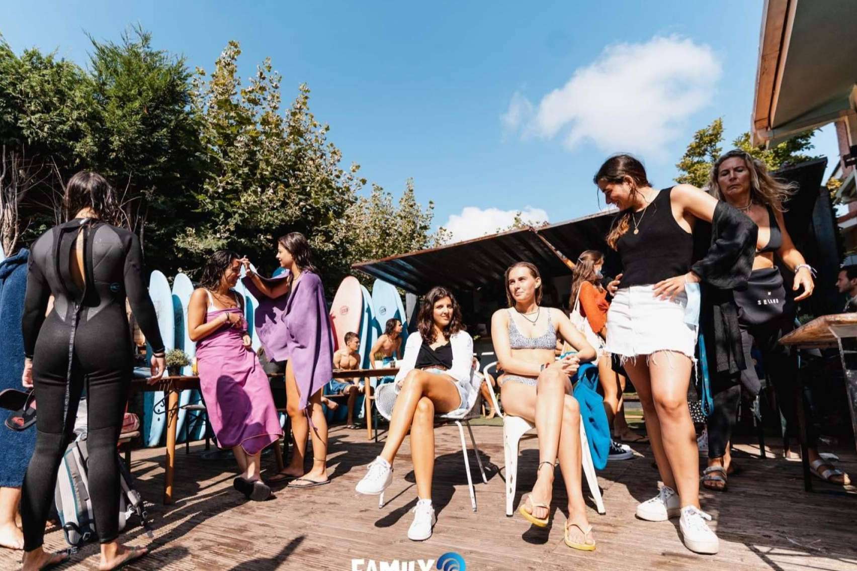 Un turismo de moda entre los jóvenes, Family Surfers - Surfcamp Las Dunas