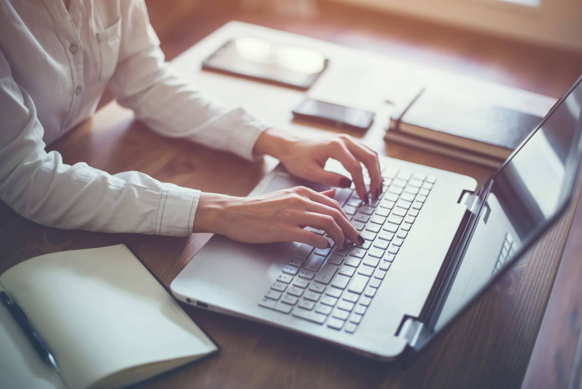 Opiniones sobre SETROI. Servicios centrados en la comunicación de los negocios