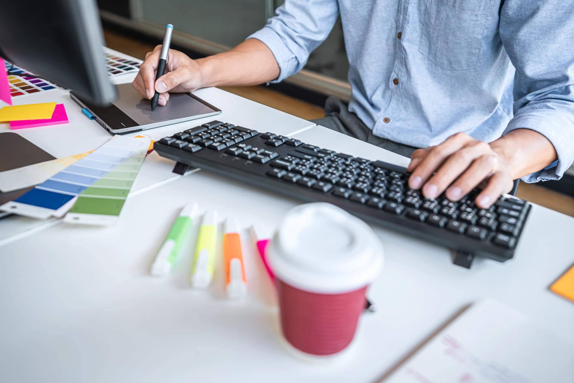 Israel Huerta y su equipo de expertos ofrecen servicios de marketing digital