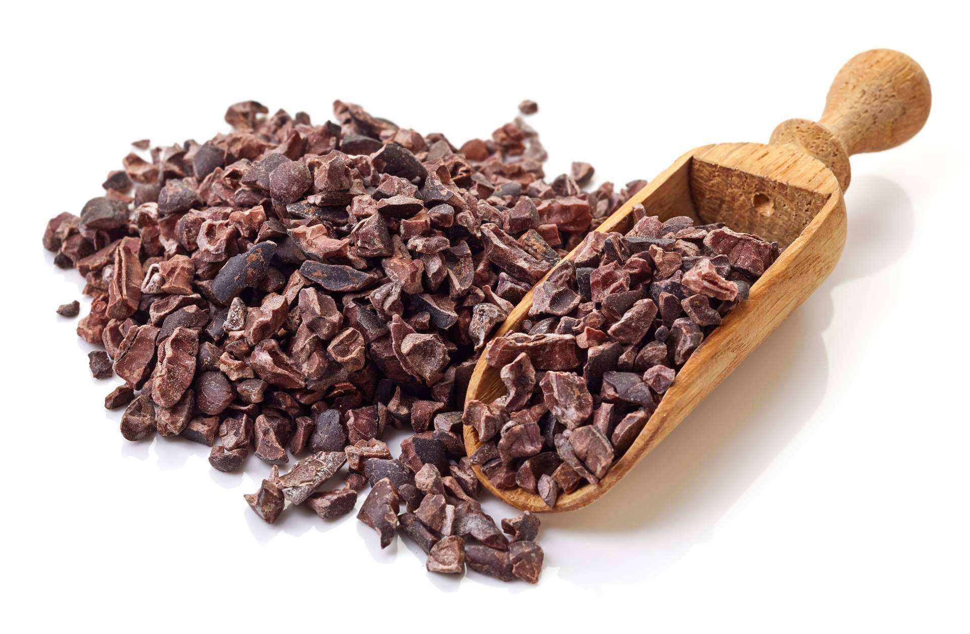 Los nibs de cacao con chocolate de Mediterranean Superfoods, un snack saludable y delicioso para cualquier momento del día