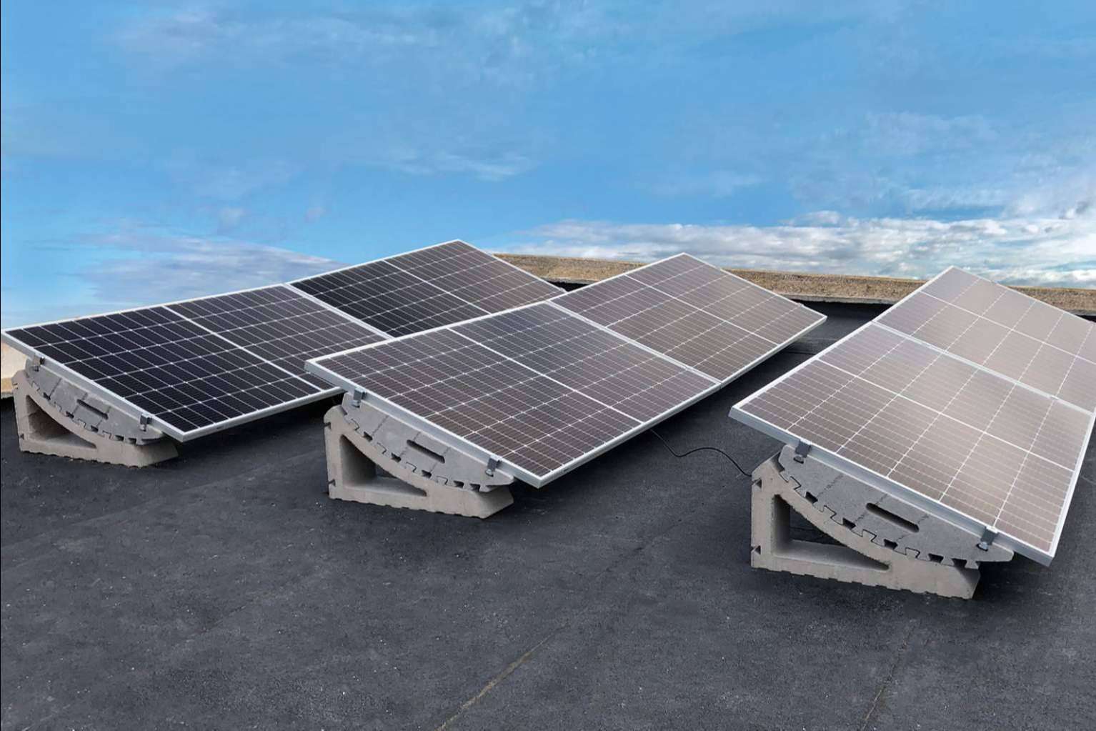 El innovador soporte patentado de Verniprens para fijar paneles solares