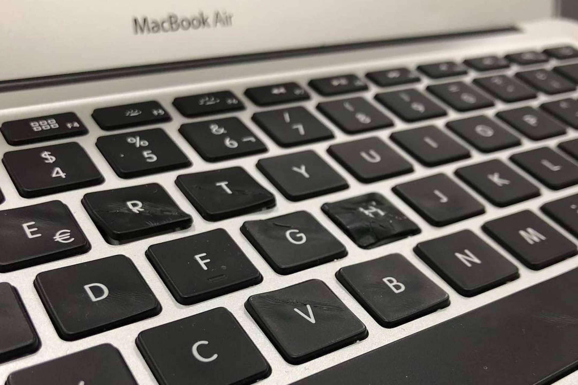 iRepairs, expertos en la reparación de iMac y de otros dispositivos de la marca Apple en Barcelona