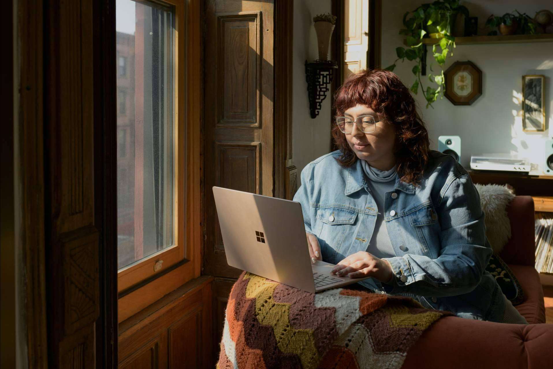 El máster online con clases en directo toda la semana de ENEB